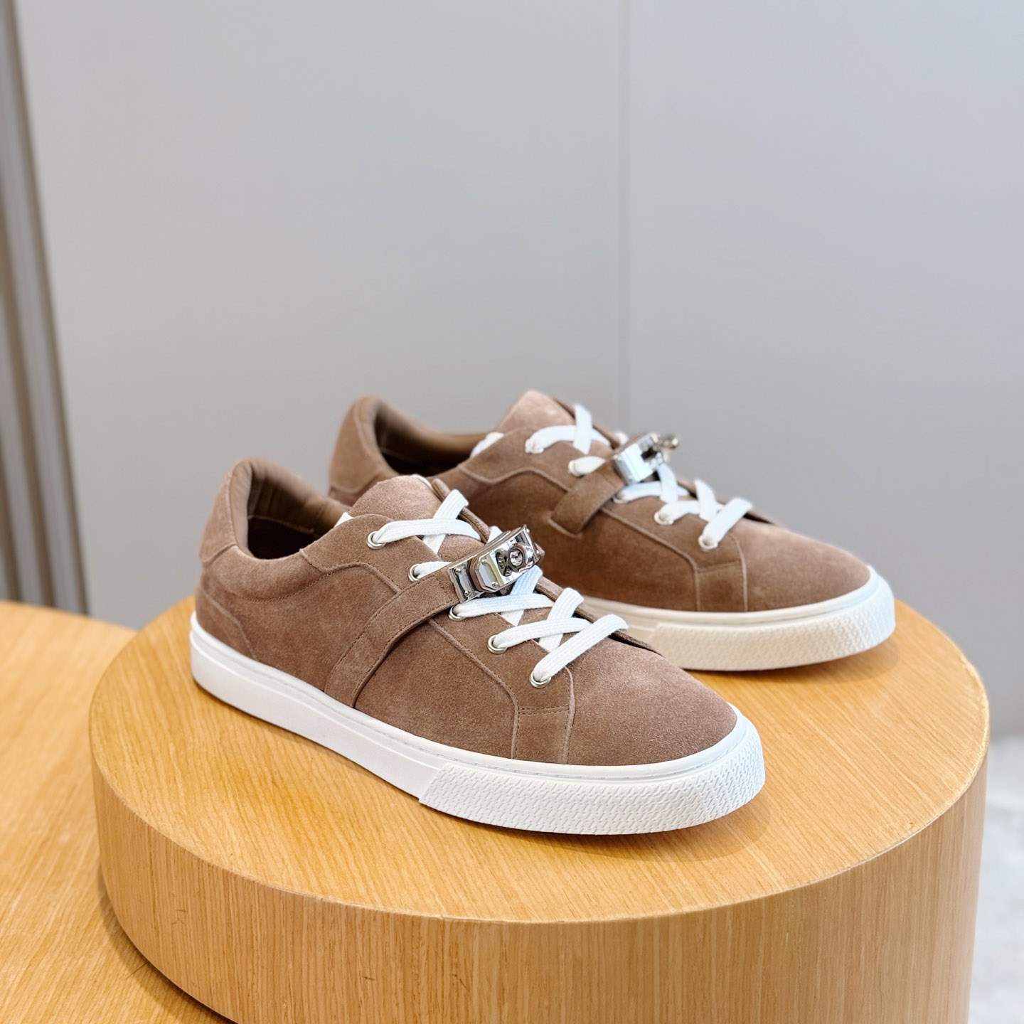Hermes Day Sneaker - DesignerGu