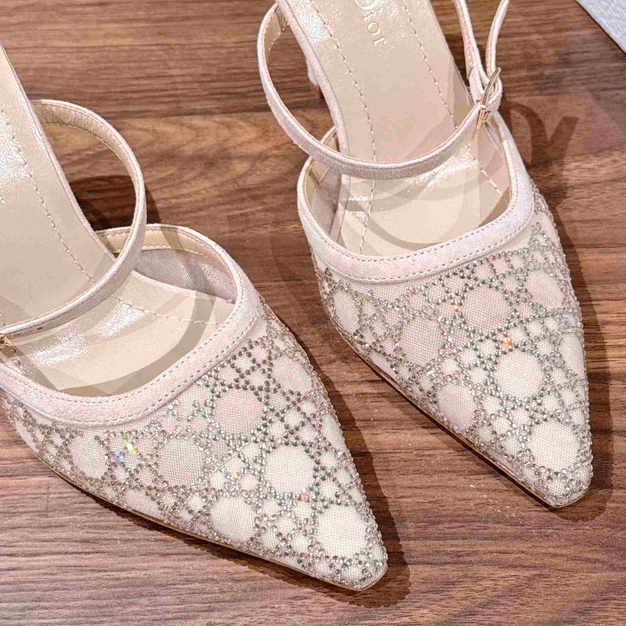 Dior Capture Heeled Mule - DesignerGu