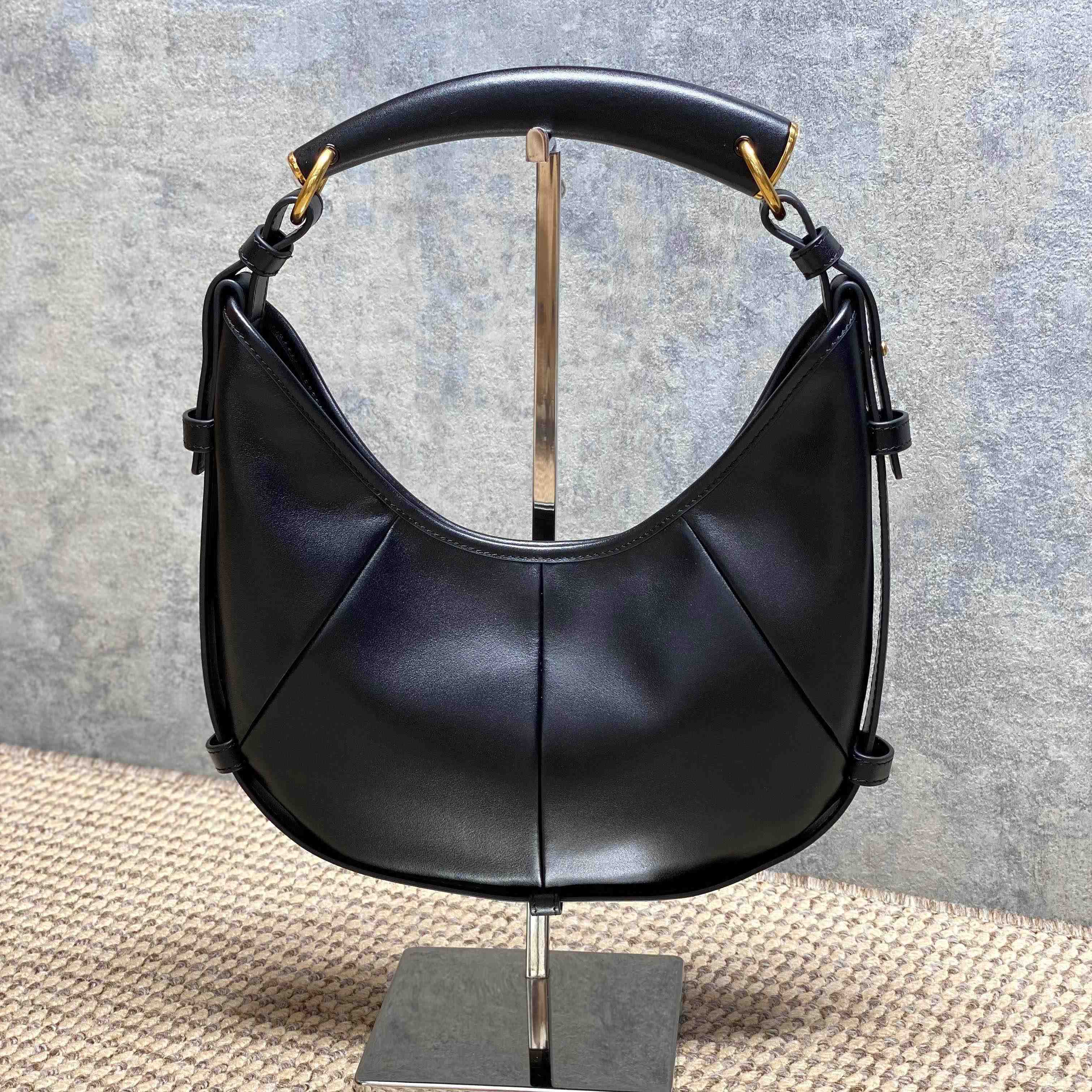 Saint Laurent MOMBASA Small In Leather - DesignerGu