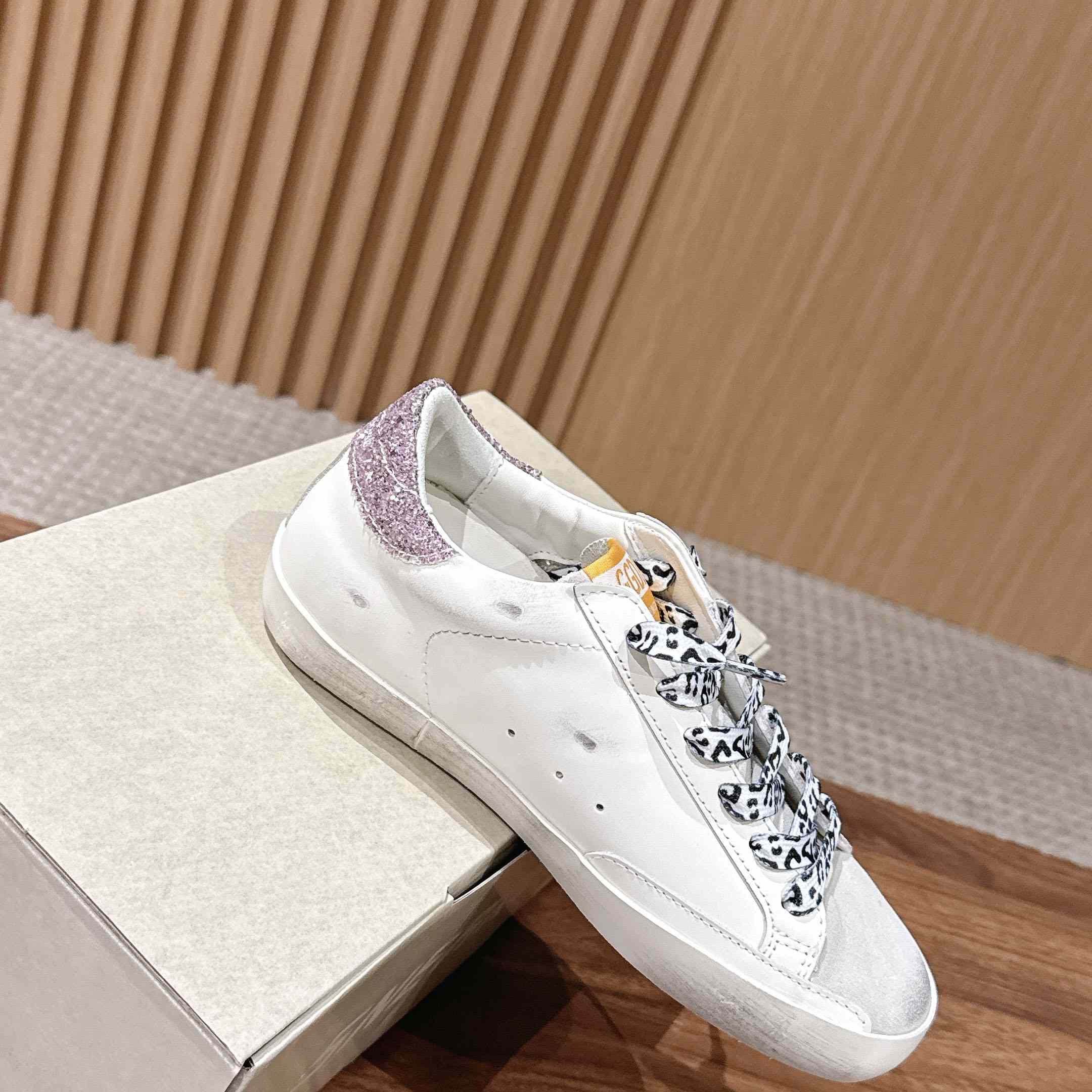 Golden Goose Leather Printed Sneakers - DesignerGu