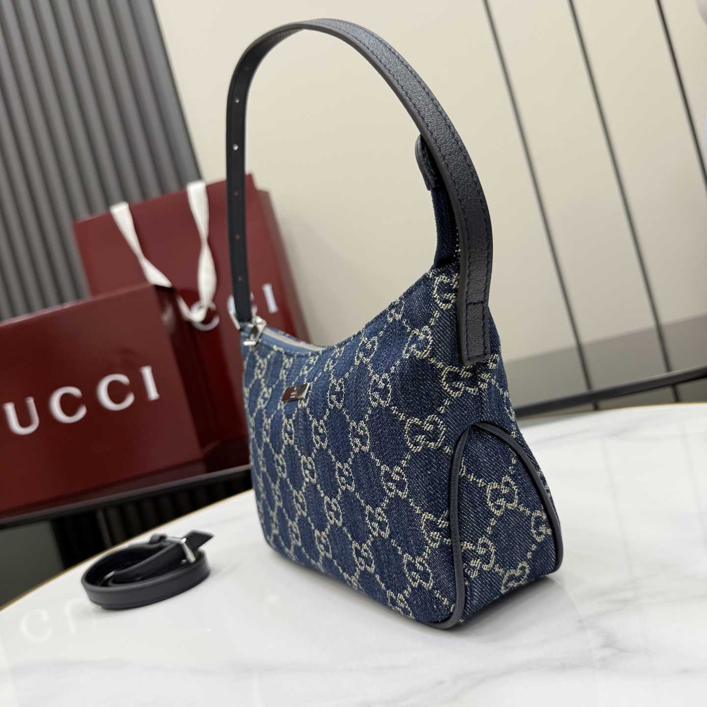 Gucci Lady Lunetta Small Shoulder Bag - DesignerGu