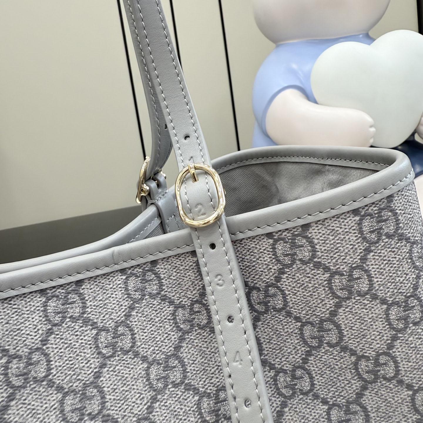 Gucci GG Emblem Small Tote Bag 815214 - DesignerGu