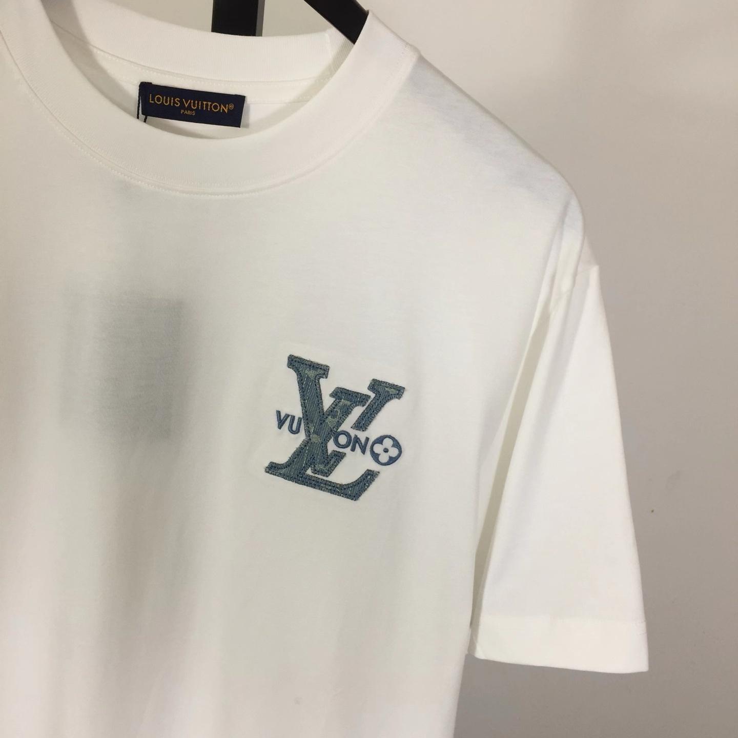 Louis Vuitton Embossed LV T-Shirt    - DesignerGu