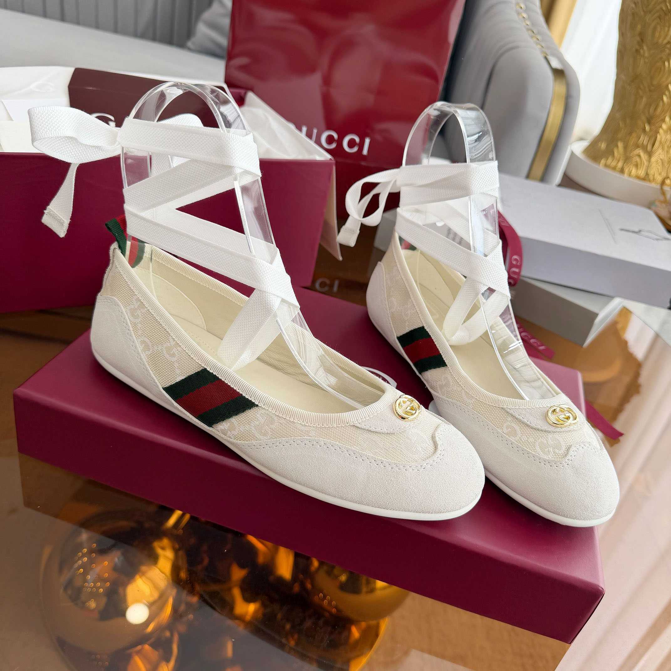  Gucci Shift Ballerina - DesignerGu