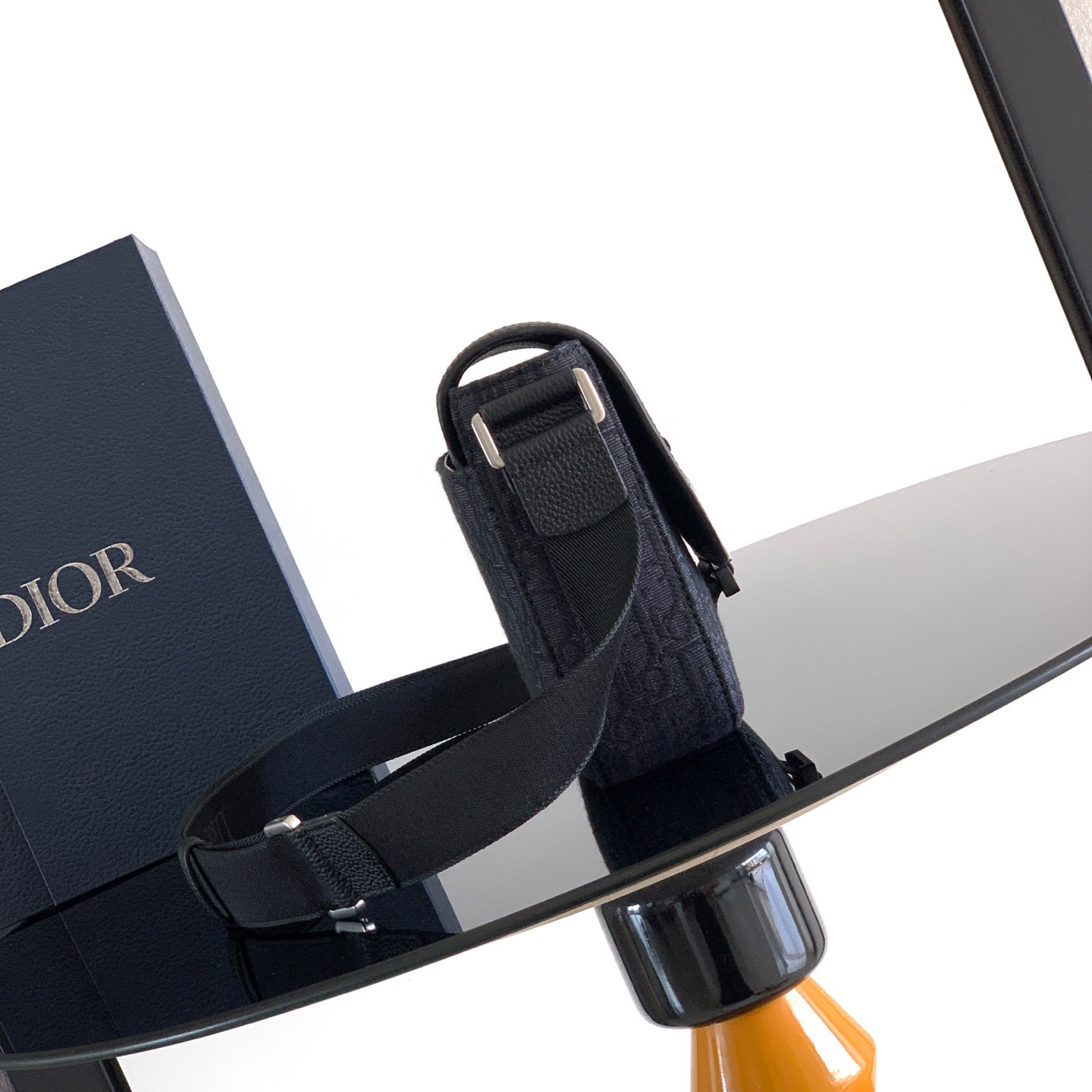 Dior Saddle Heritage Messenger Bag With Flap - DesignerGu