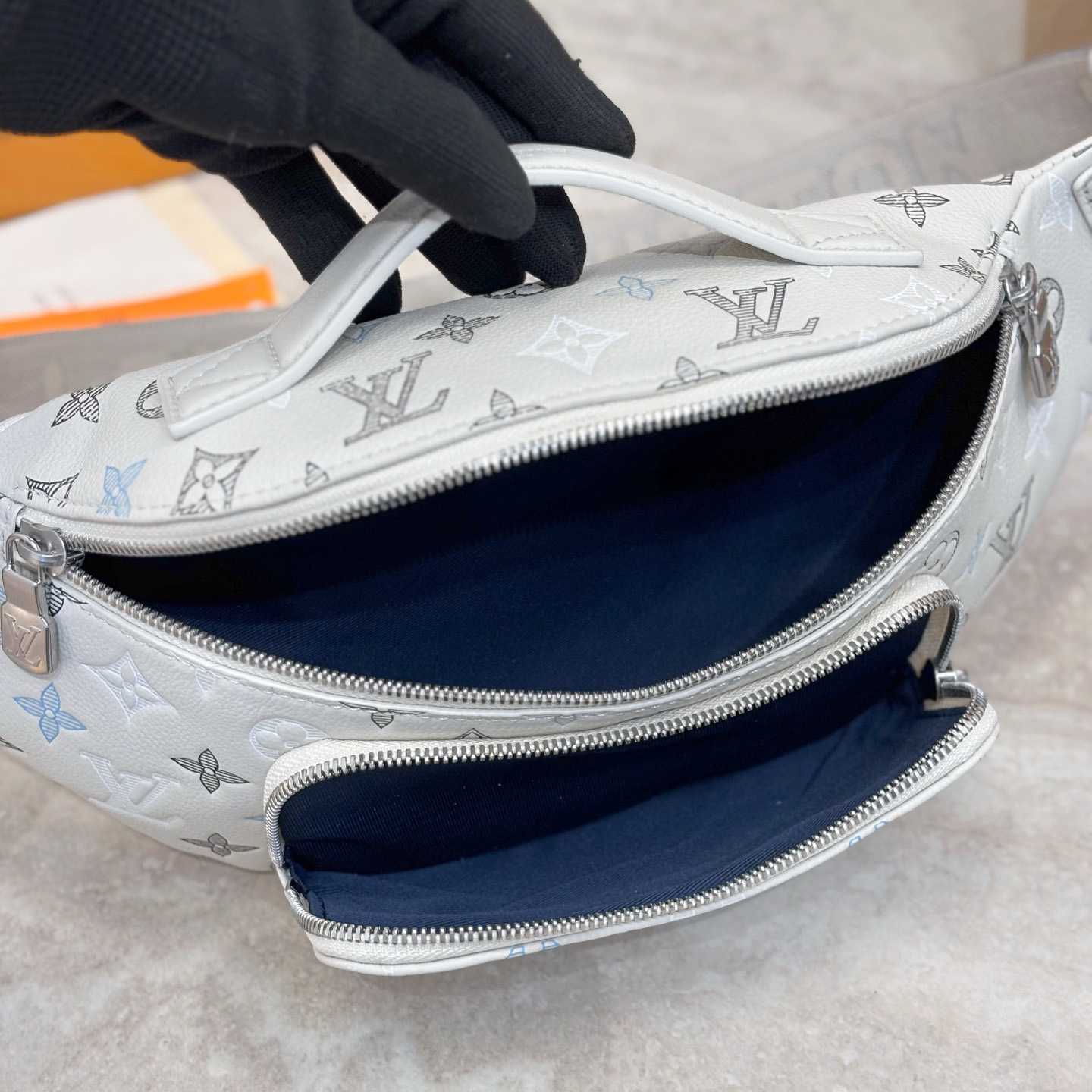 Louis Vuitton Rush Bumbag M28619 - DesignerGu