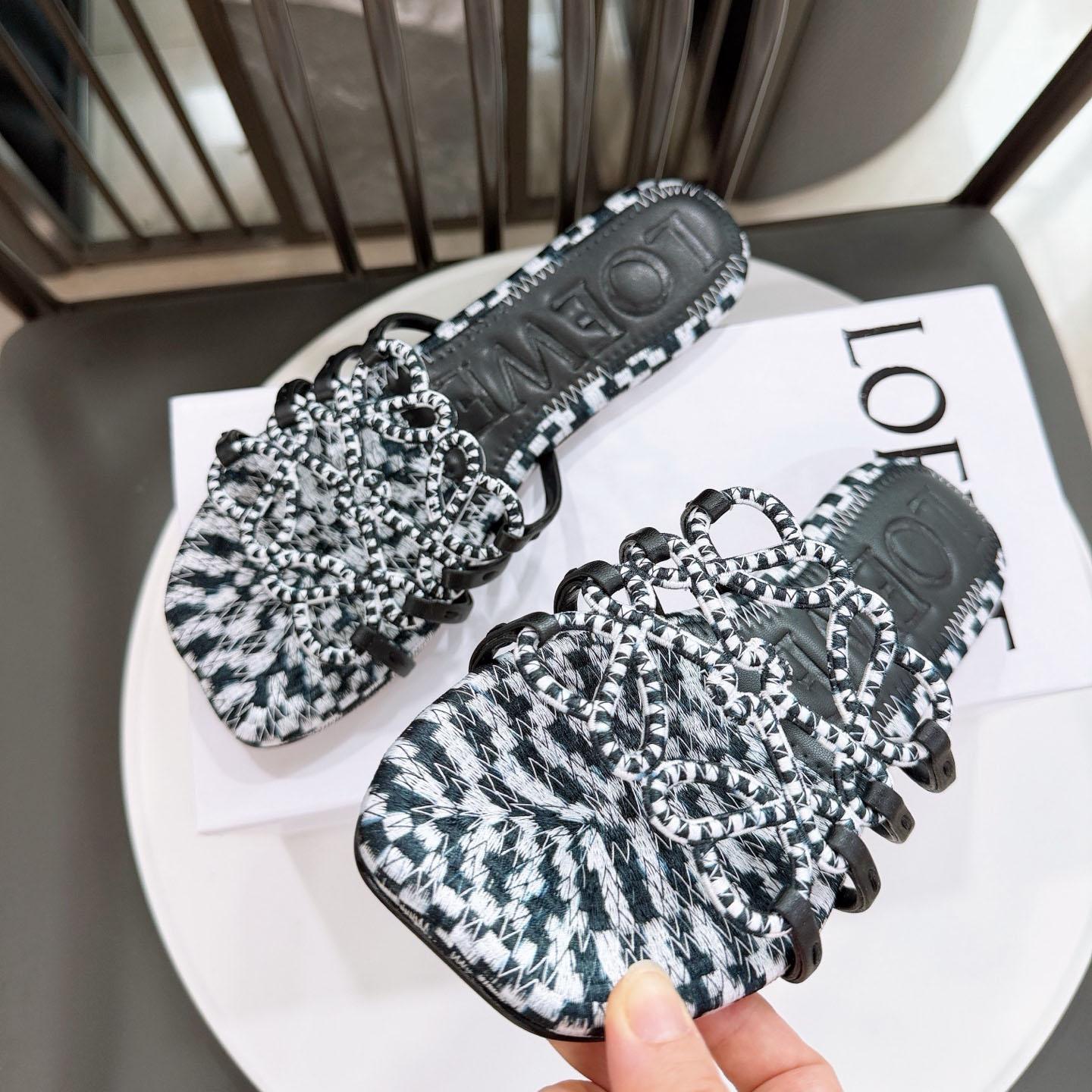 Loewe Petal Anagram Slide In Embroidered Canvas - DesignerGu