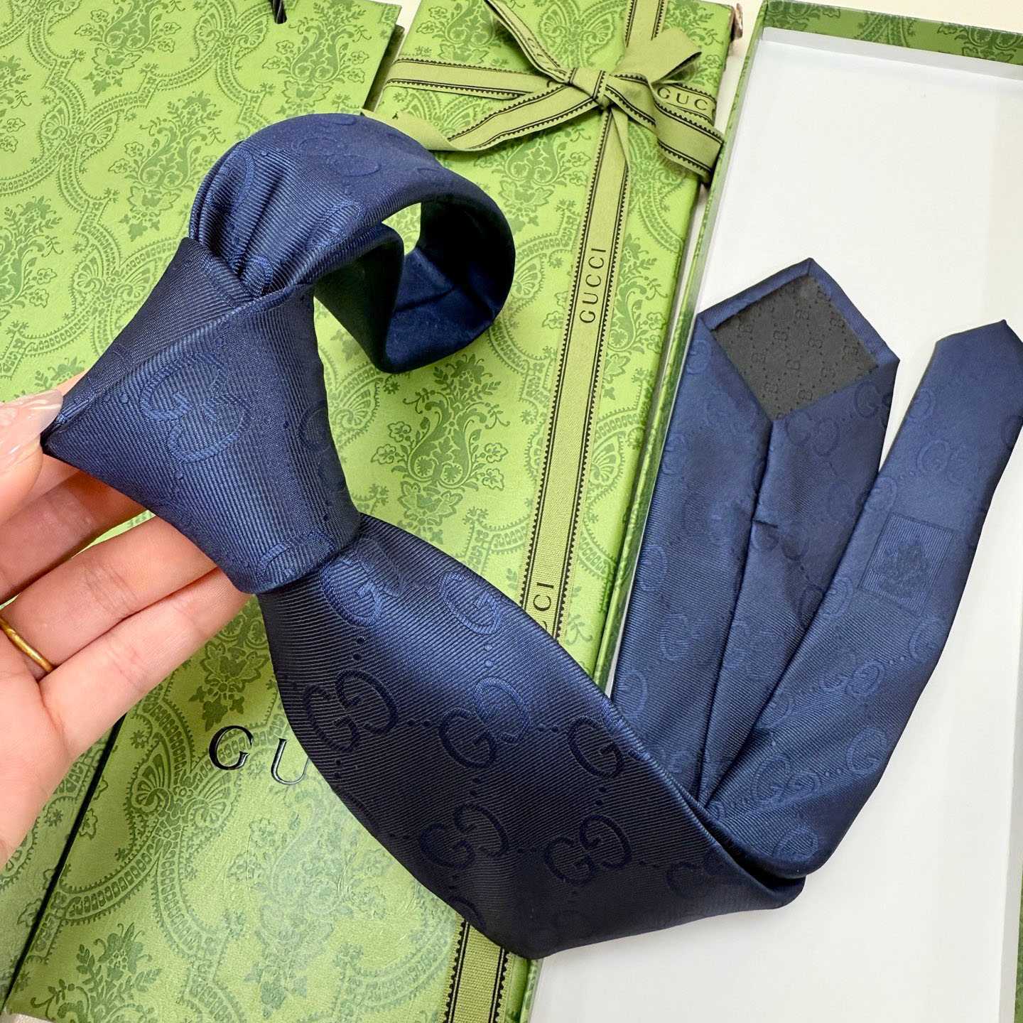 Gucci GG Silk Cotton Tie - DesignerGu