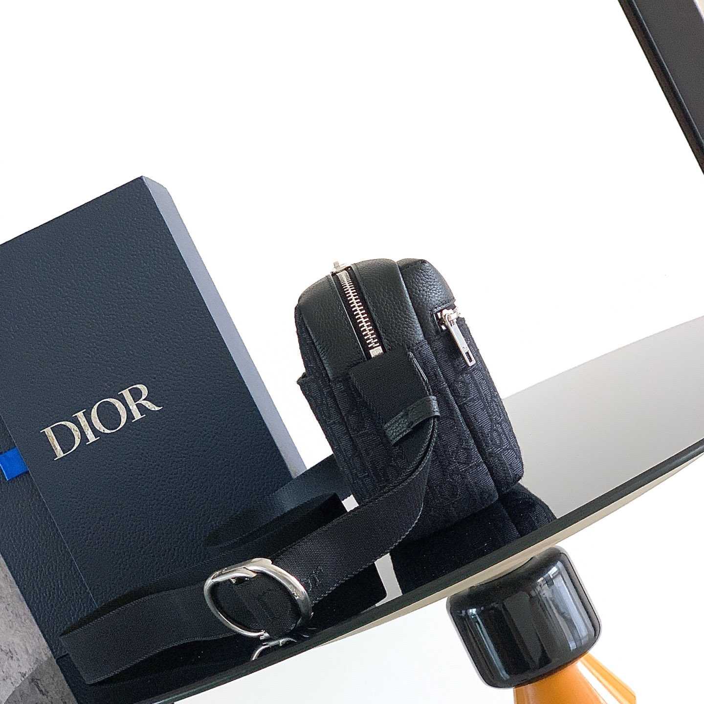 Dior Rider Zipped Messenger Bag - DesignerGu