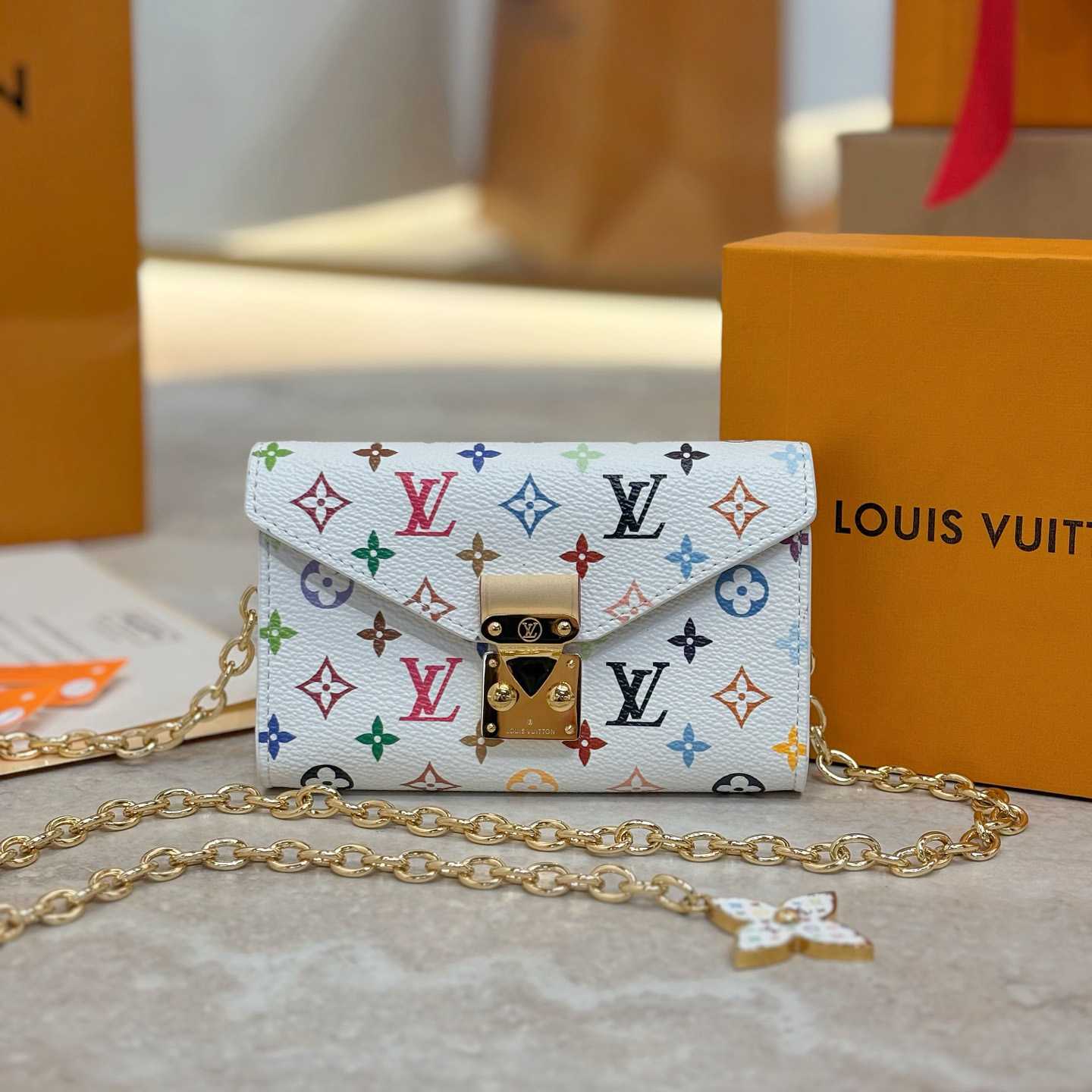 Louis Vuitton LV x TM Pouch Metis Belt M4625Z - DesignerGu