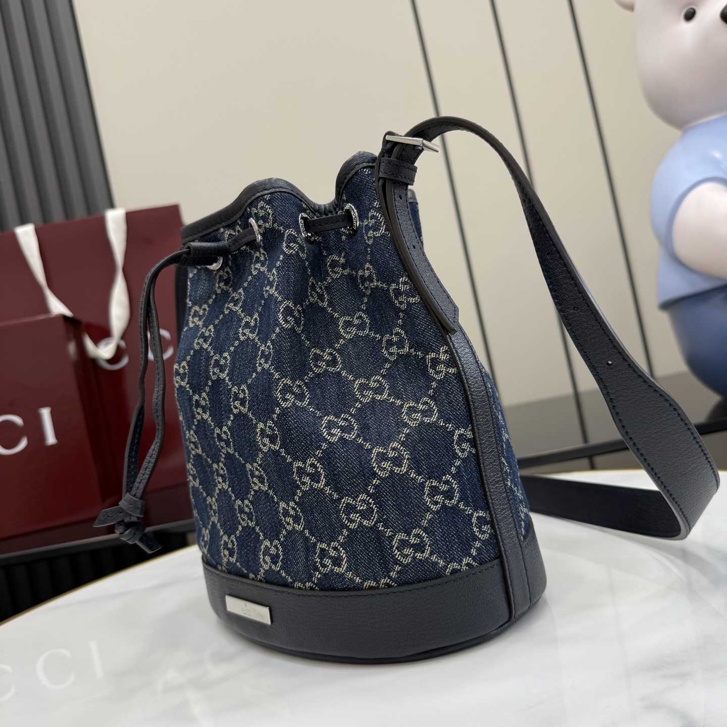 Gucci Venice Small Bucket Bag - DesignerGu