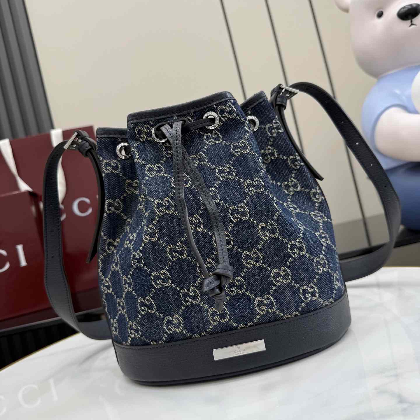 Gucci Venice Small Bucket Bag - DesignerGu