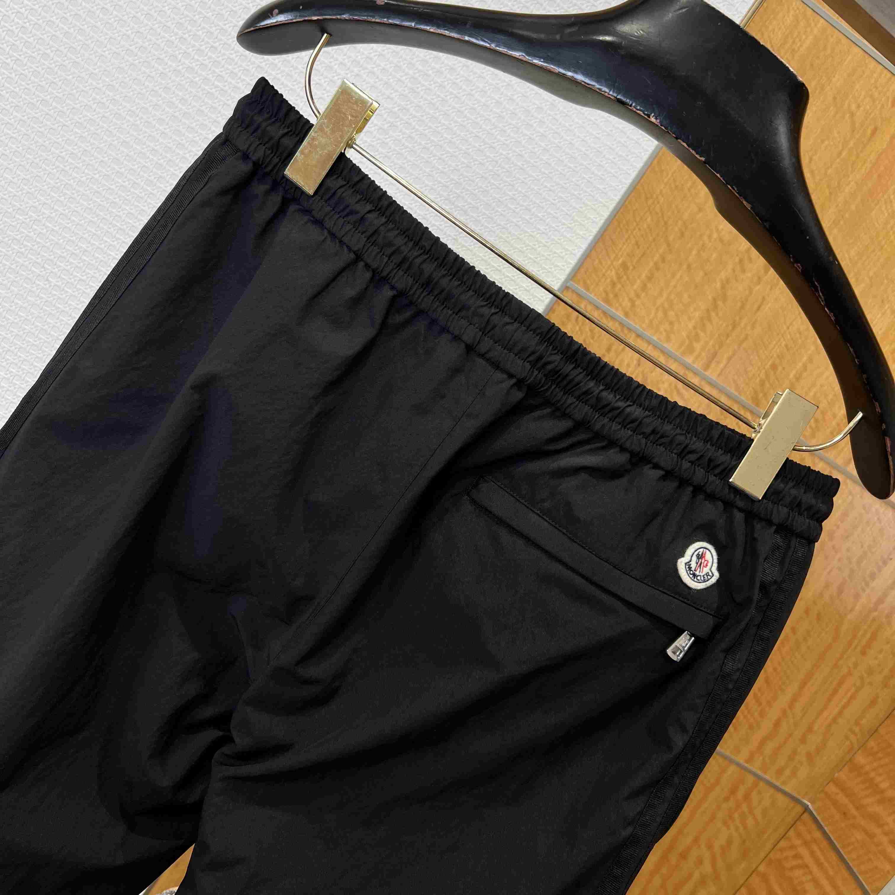 Moncler Striped Stretch Jogging Trousers - DesignerGu