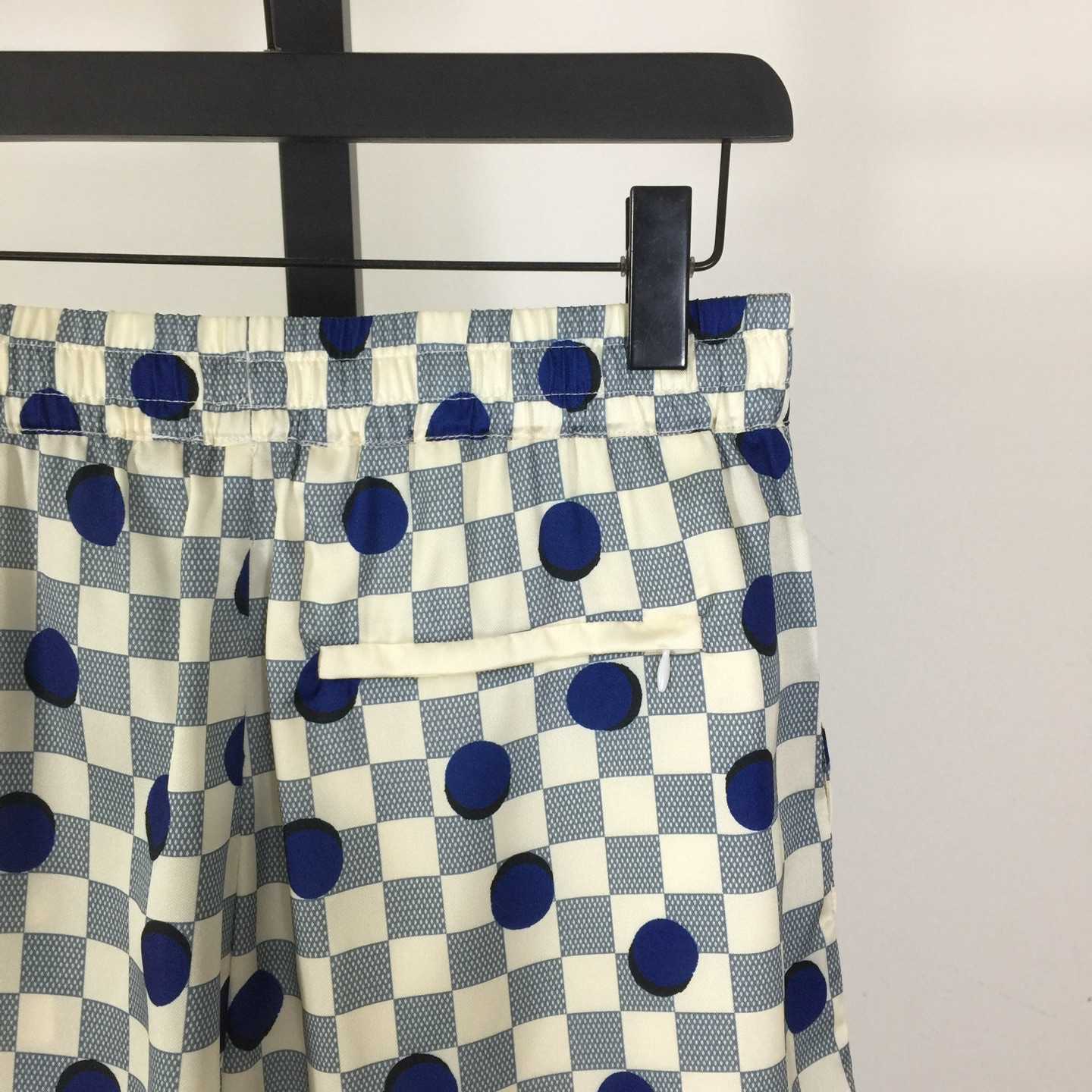Louis Vuitton Damier Silk Shorts   1AK760 - DesignerGu