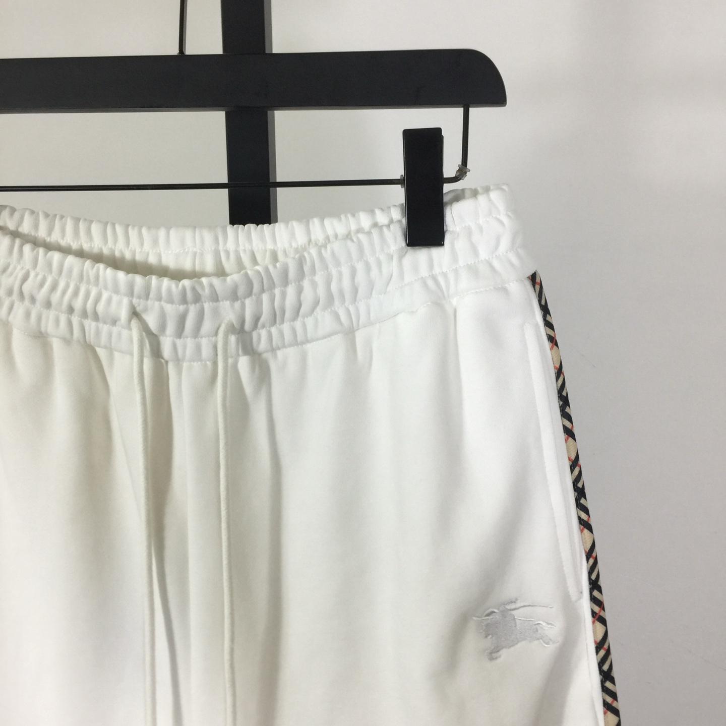 Burberry Men's Bermuda shorts  - DesignerGu