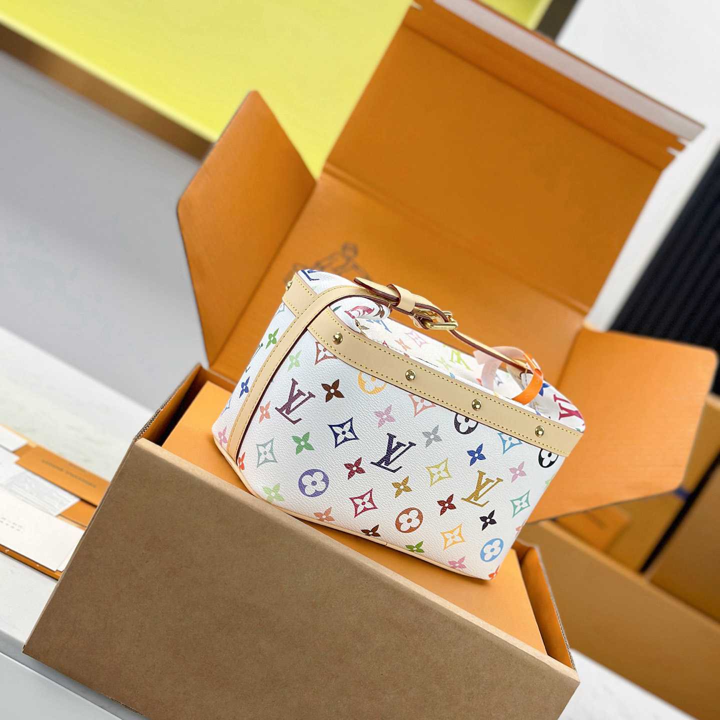 Louis Vuitton LV x TM Cruiser Toiletry Bag M27900 - DesignerGu
