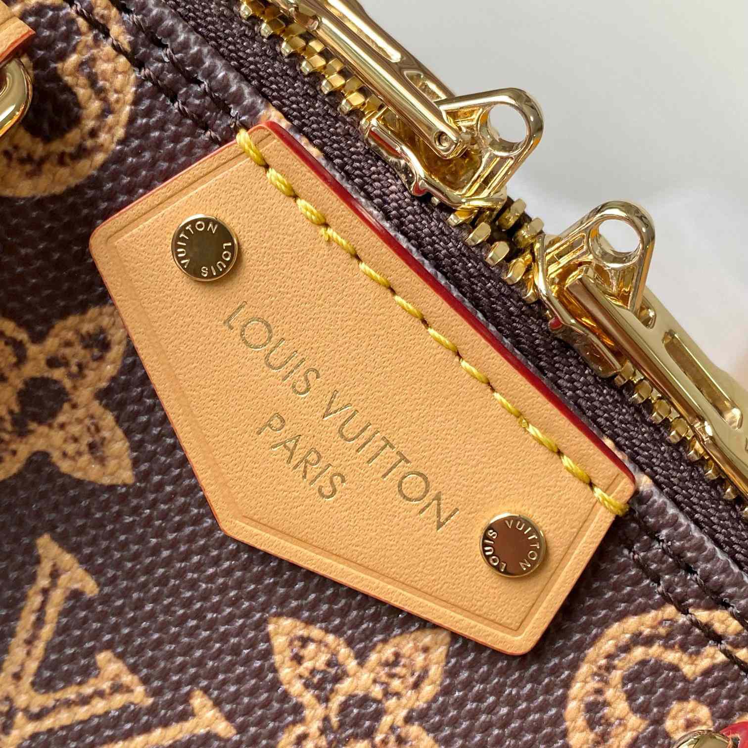 Louis Vuitton Alma Trunk BB M28105 - DesignerGu