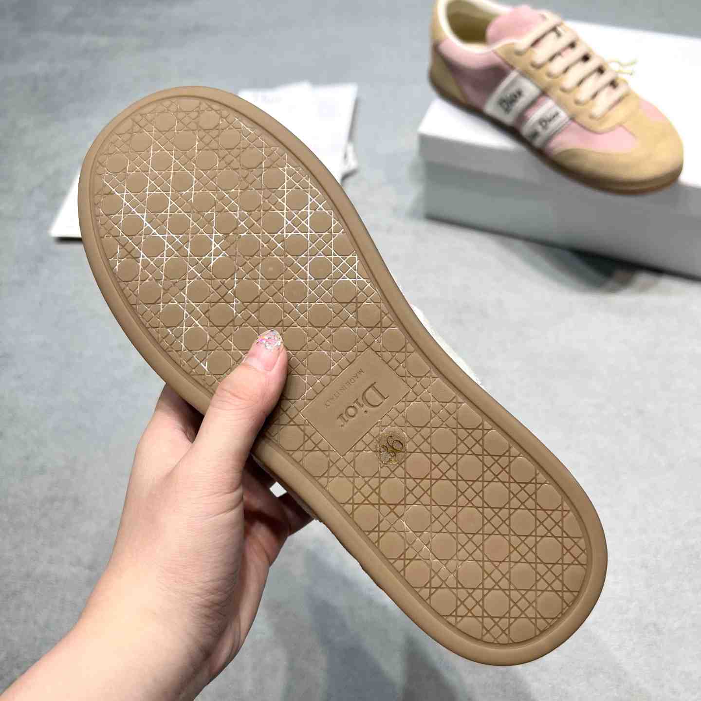Dior Ribbon Sneaker - DesignerGu