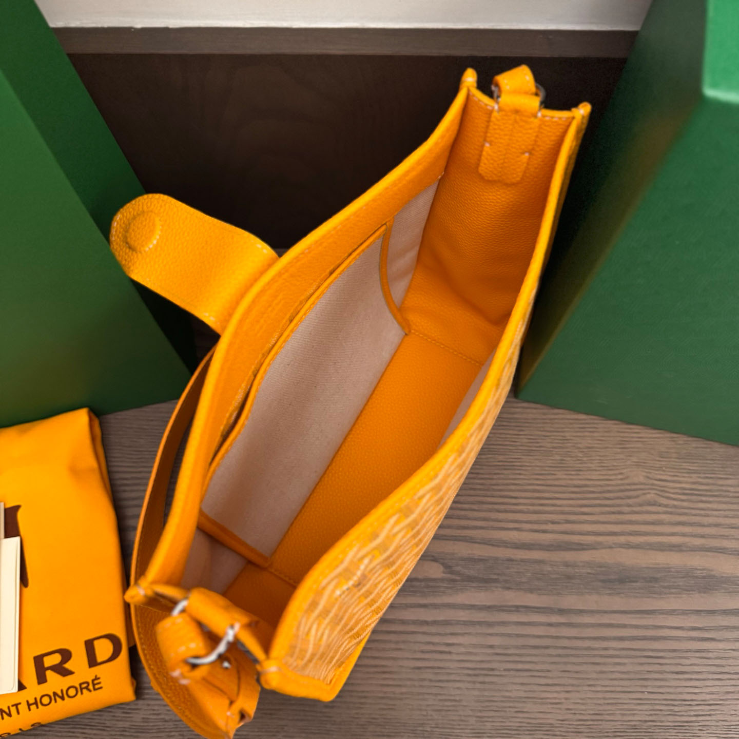 Goyard Musette Bag - DesignerGu