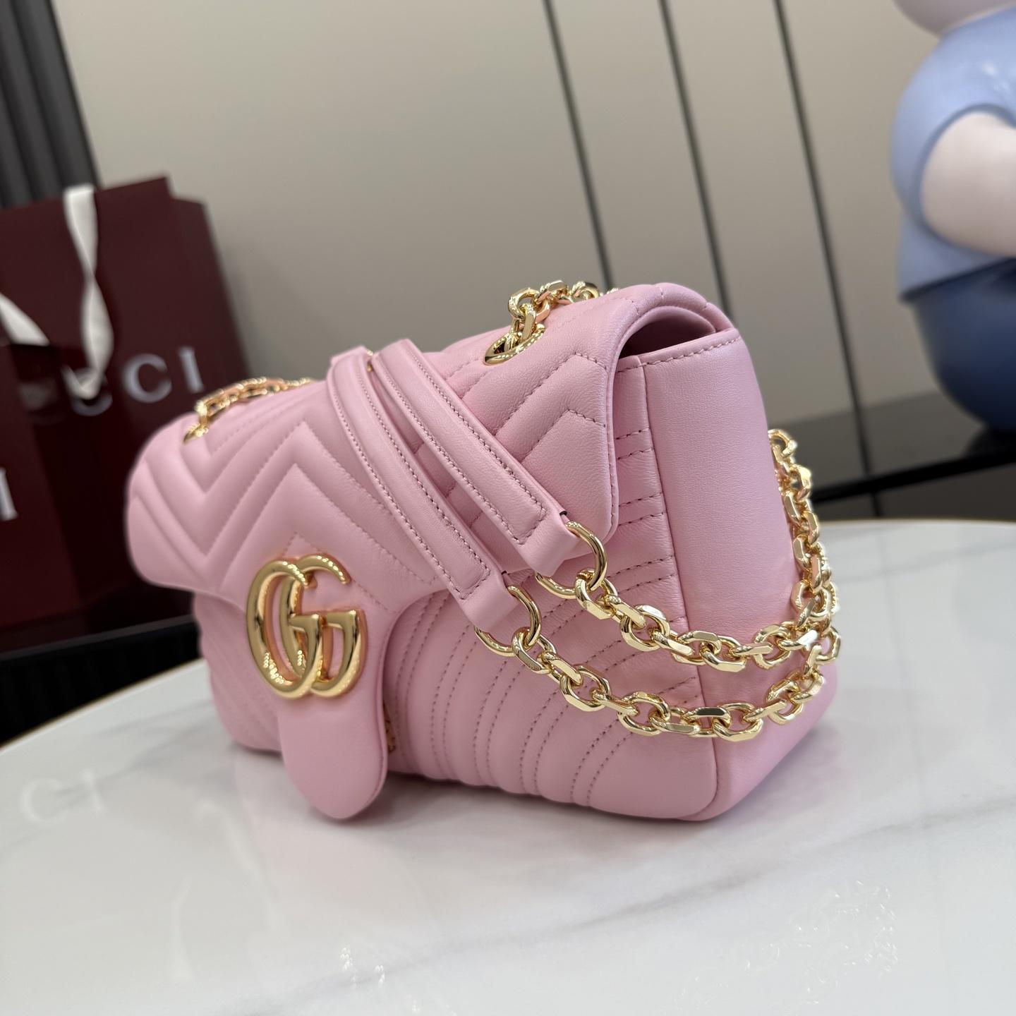 Gucci GG Marmont Medium Shoulder Bag - DesignerGu