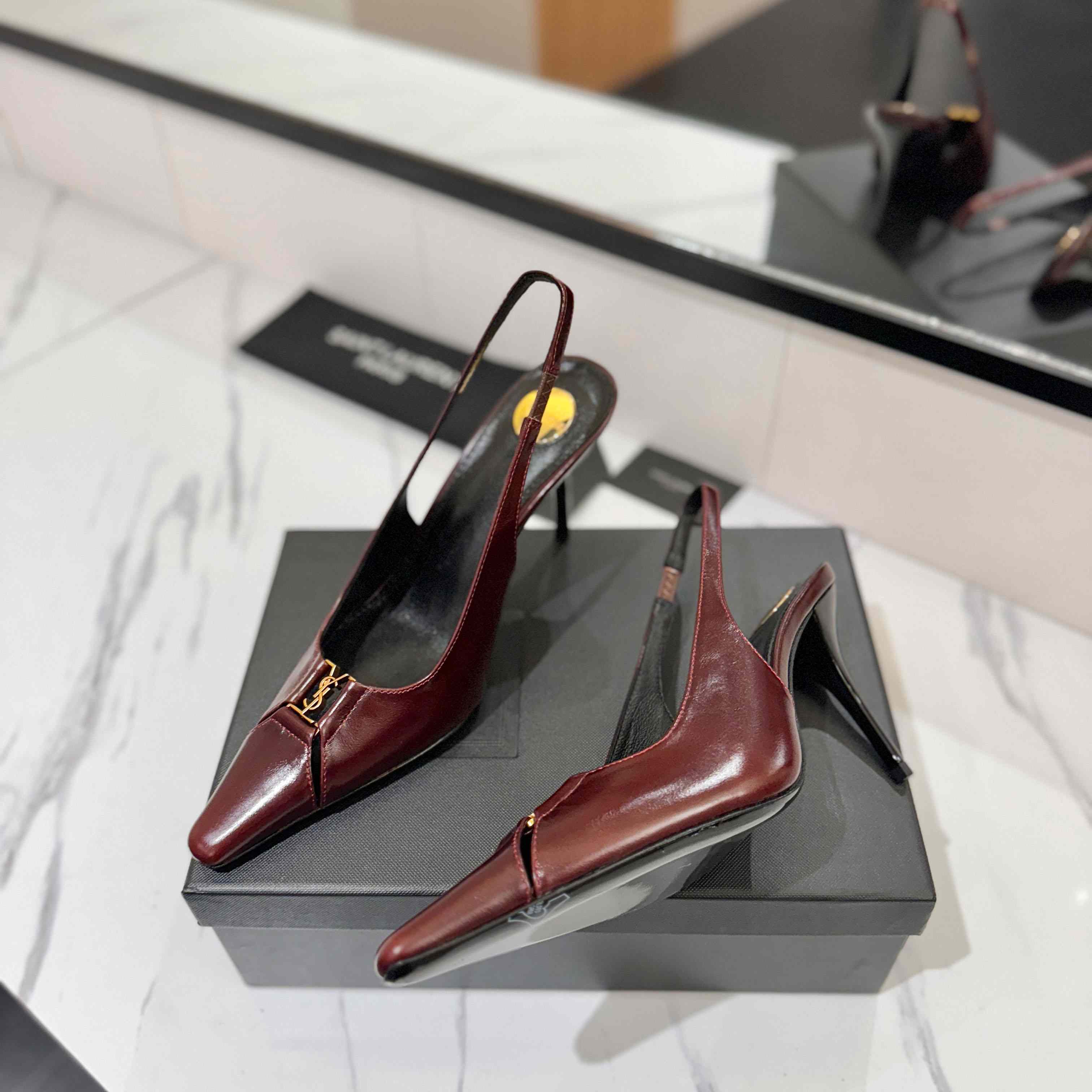 Saint Laurent Babylone Breteuil Slingback Pumps - DesignerGu