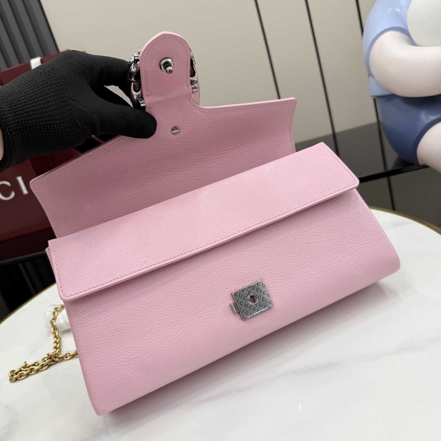 Gucci Dionysus Medium Shoulder Bag - DesignerGu