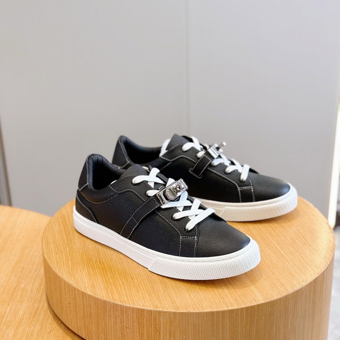 Hermes Day Sneaker - DesignerGu