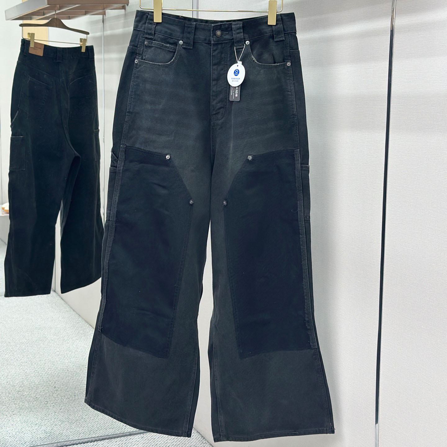 Balenciaga Ripped Off Baggy Jeans - DesignerGu