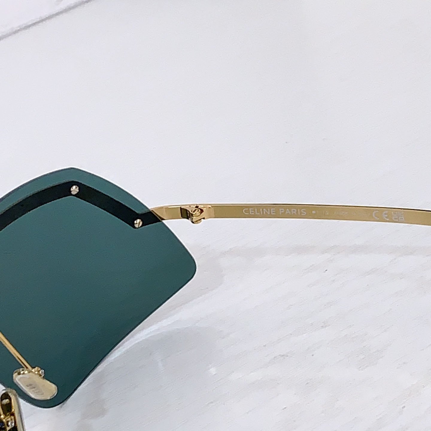 Celine CL40350U Sunglasses  - DesignerGu