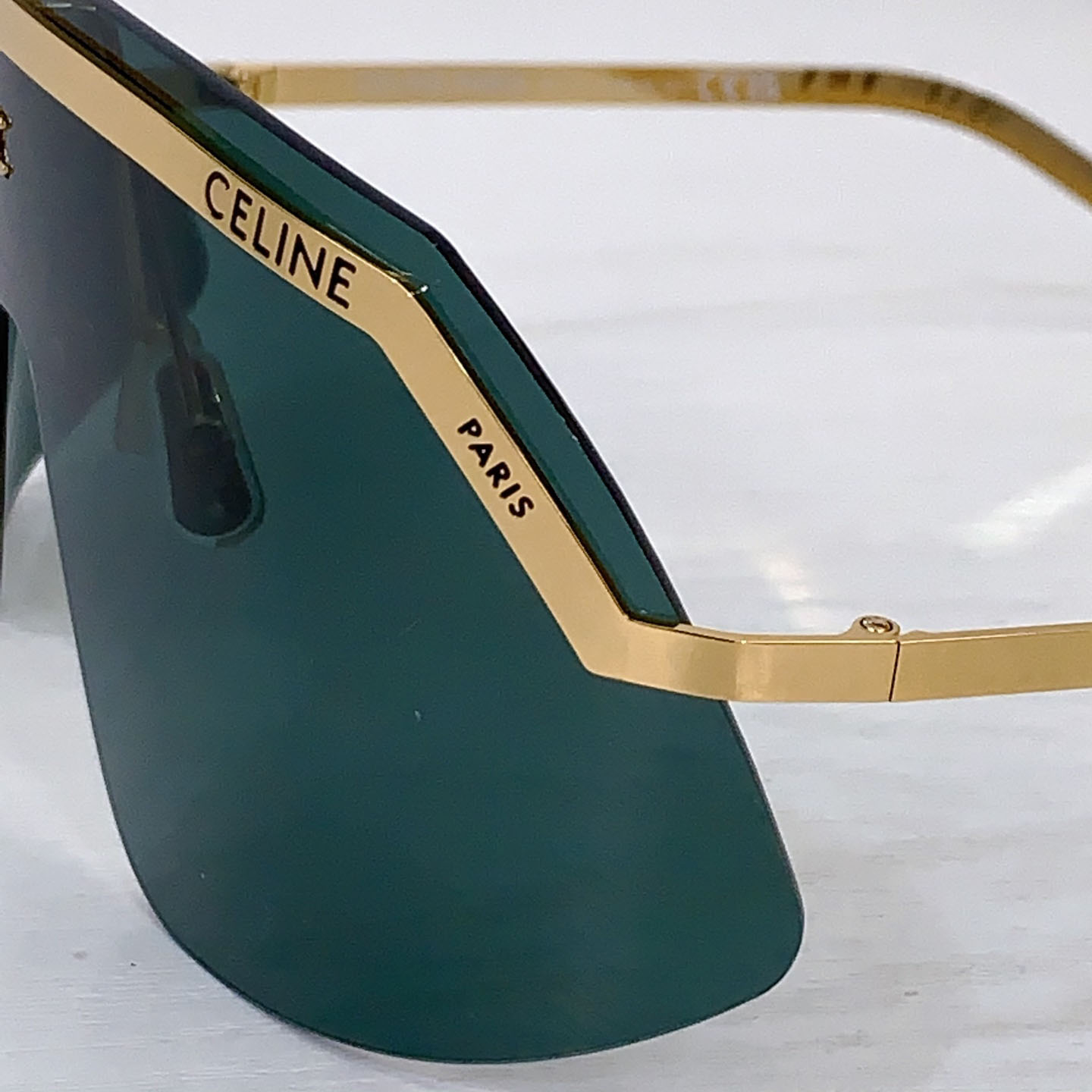 Celine CL40350U Sunglasses  - DesignerGu