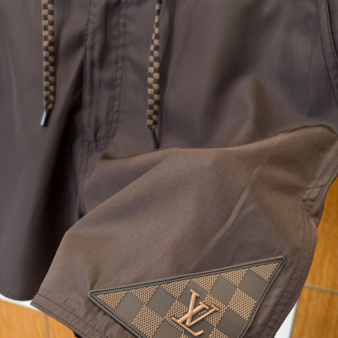 Louis Vuitton Signature Swimshorts 1AJR88 - DesignerGu