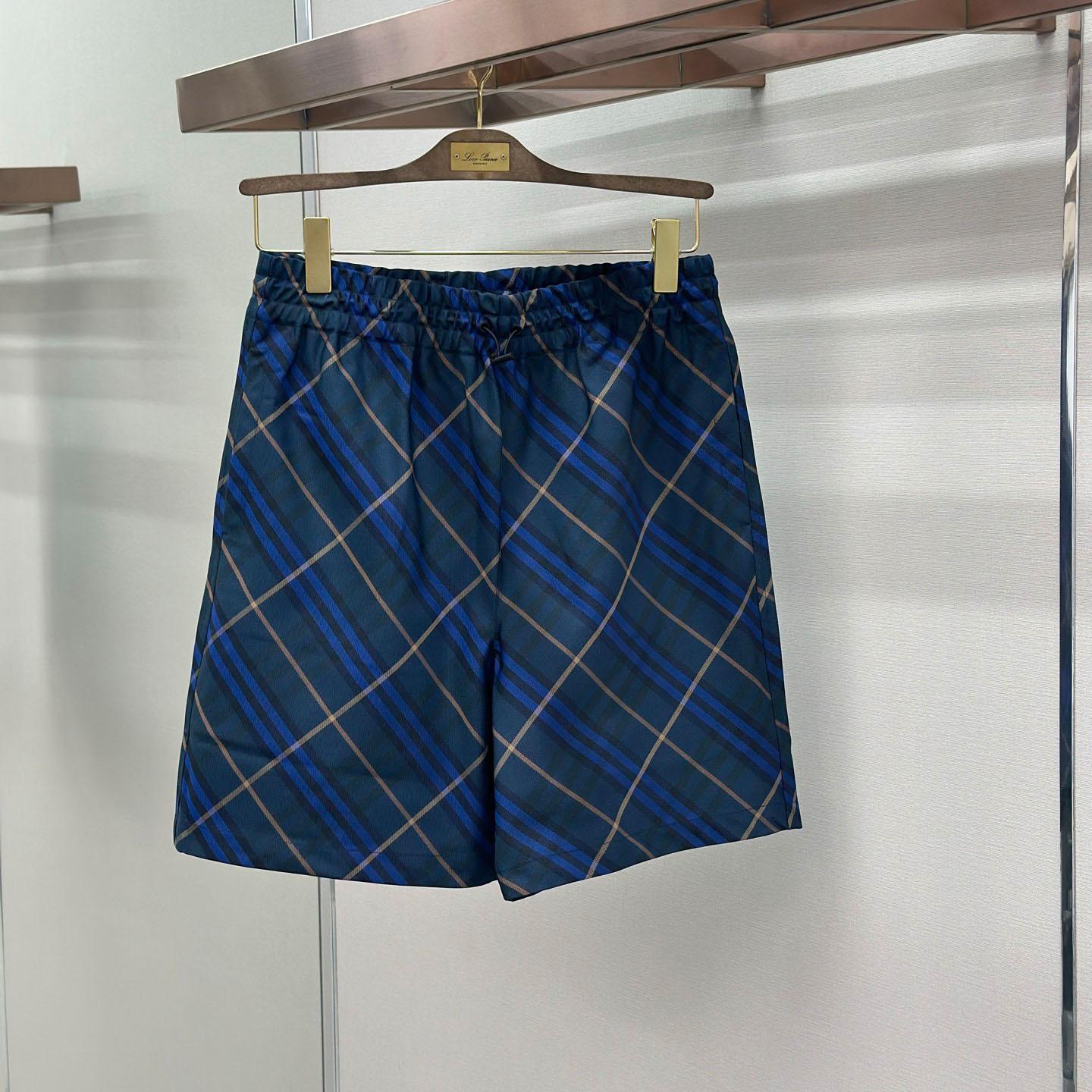 Burberry Check-Pattern Shorts - DesignerGu