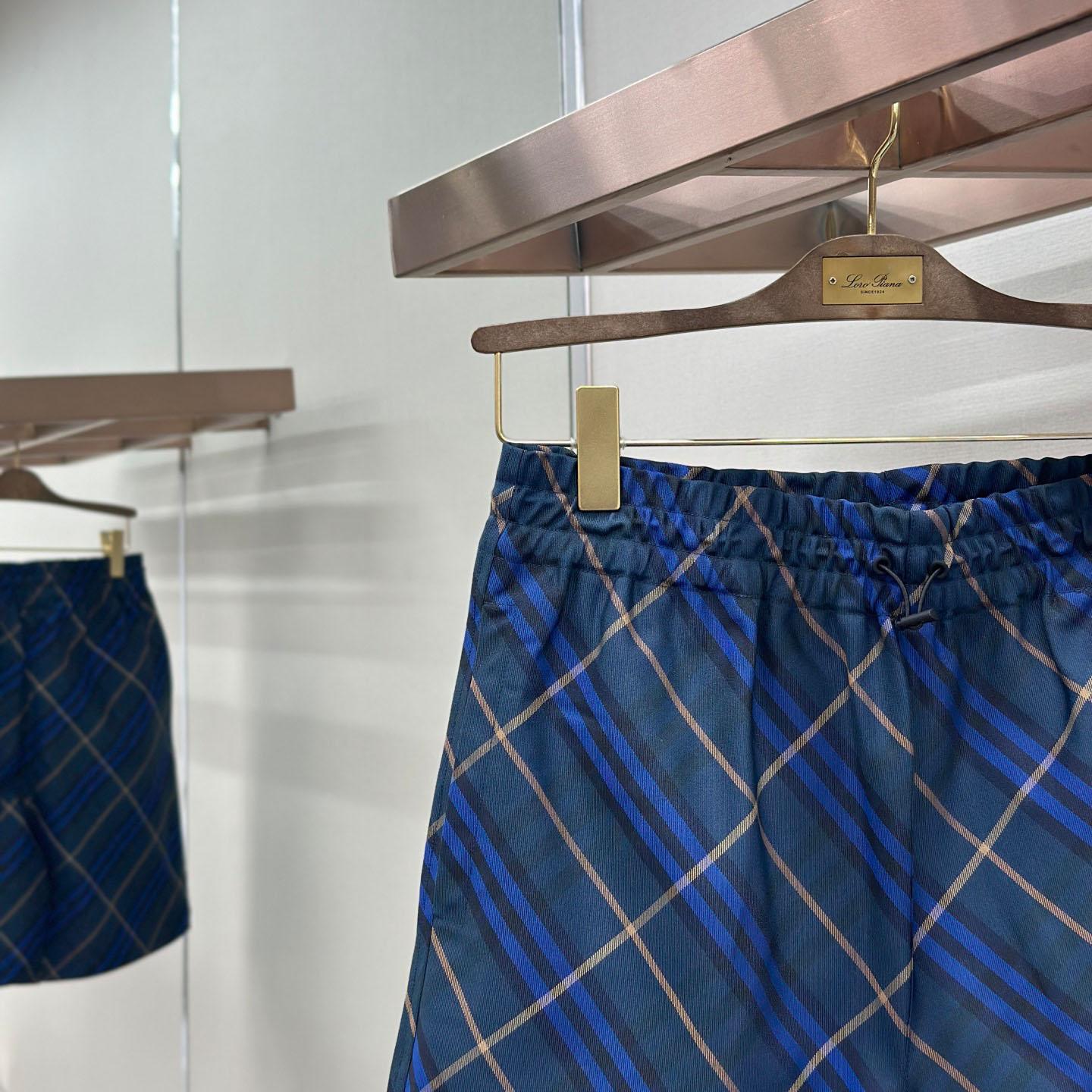 Burberry Check-Pattern Shorts - DesignerGu