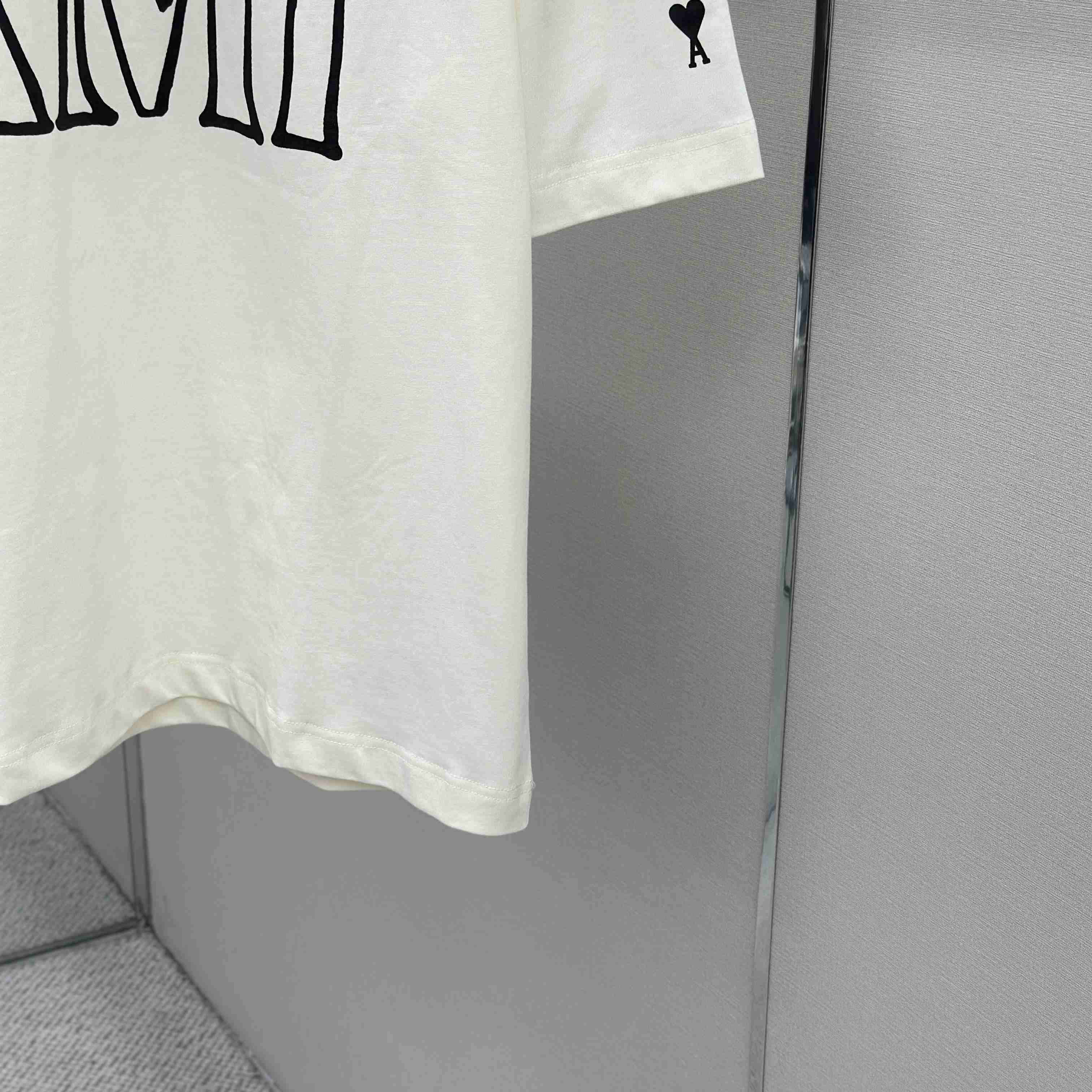 AMI Paris White Cotton Ami Paris Print T-shirt - DesignerGu