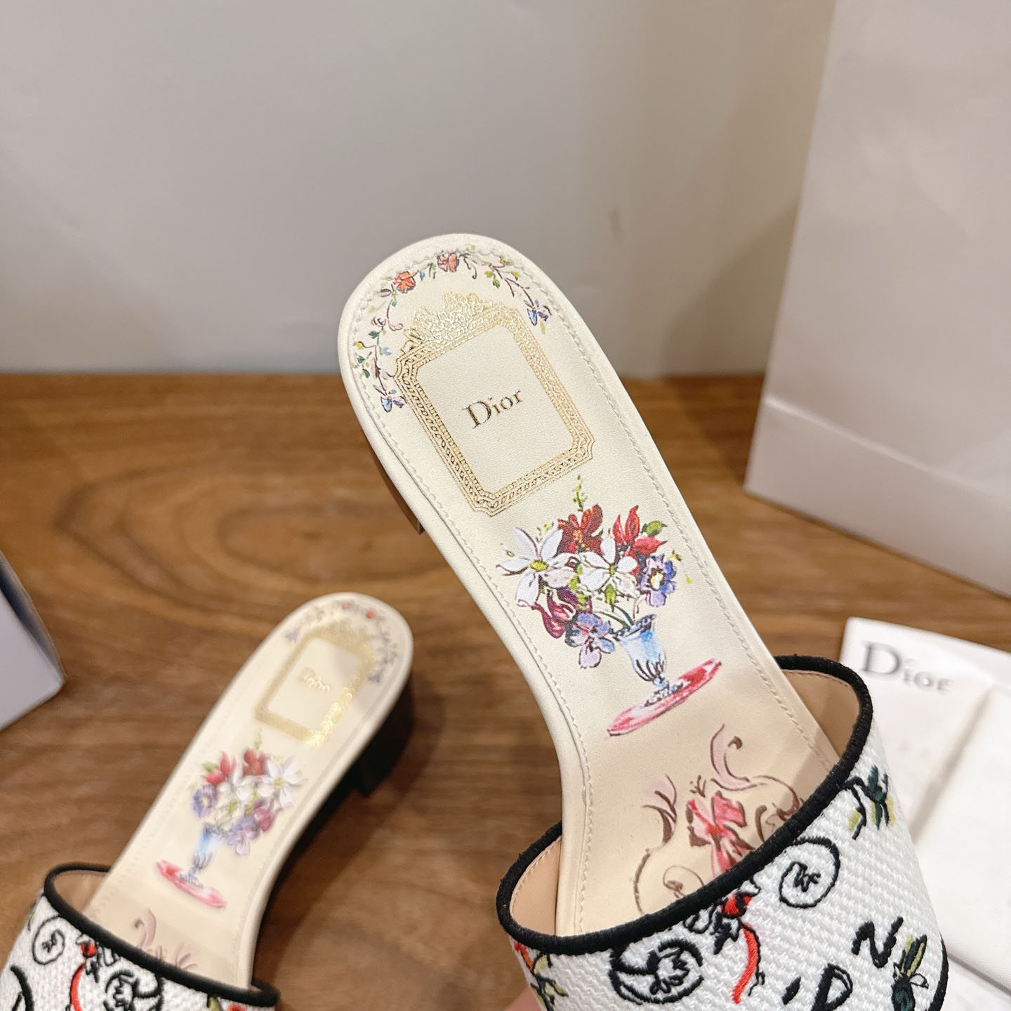 Dior Dioriviera Dway Heeled Slide - DesignerGu