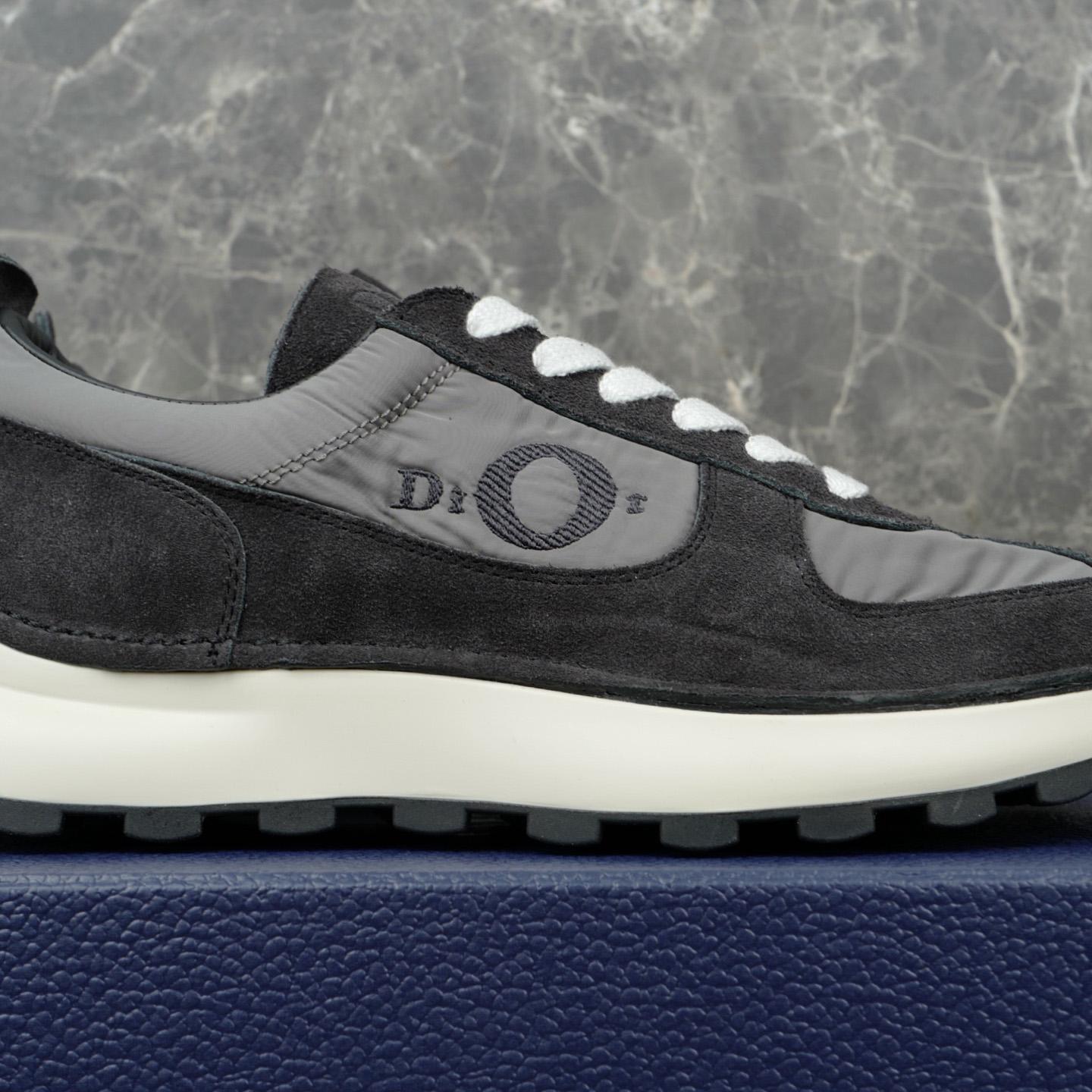 Dior Squash Sneaker - DesignerGu