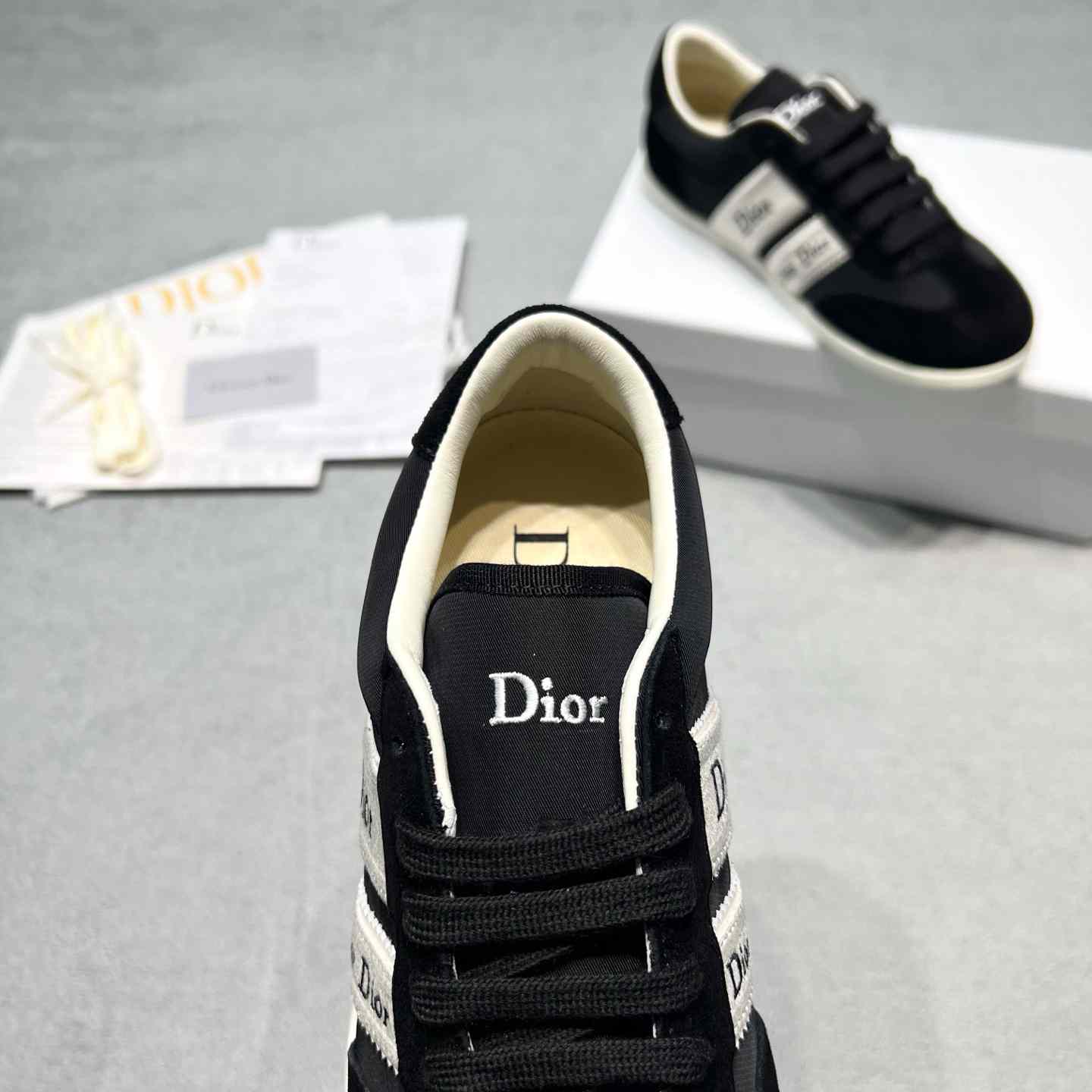 Dior Ribbon Sneaker - DesignerGu