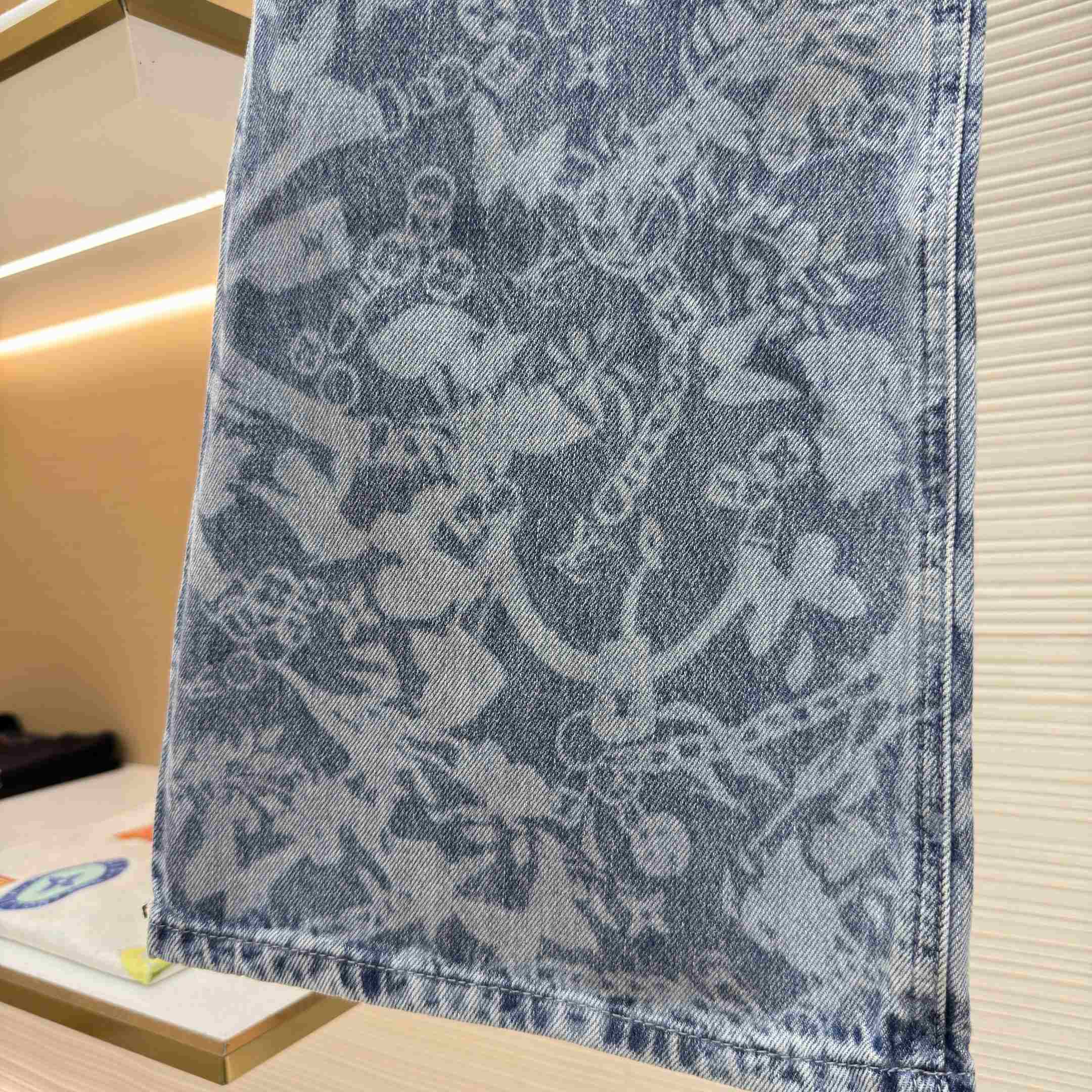 Louis Vuitton LV Bloom Jeans 1AJZ2E - DesignerGu