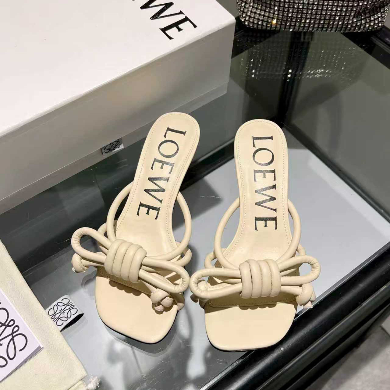 Loewe Flamenco Knot Sandal In Lambskin - DesignerGu