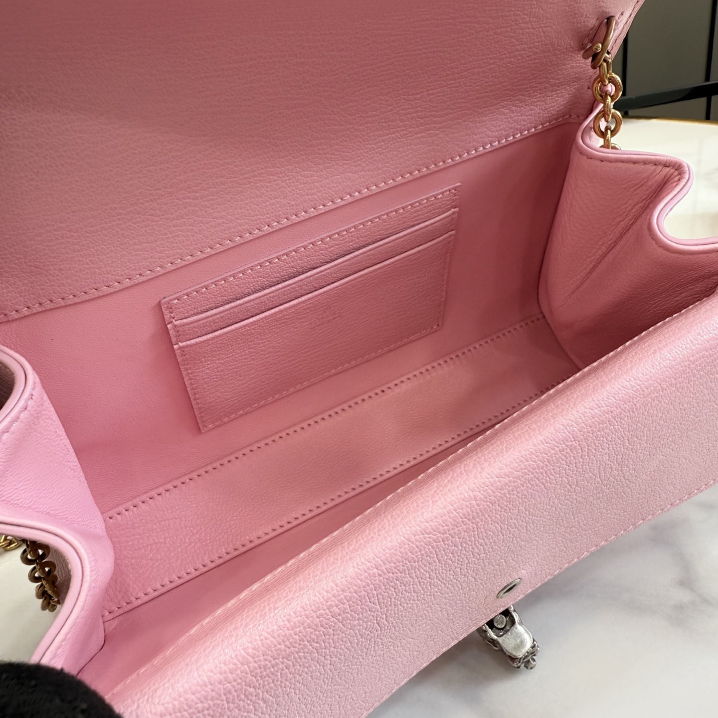 Gucci Dionysus Small Shoulder Bag  876531 - DesignerGu