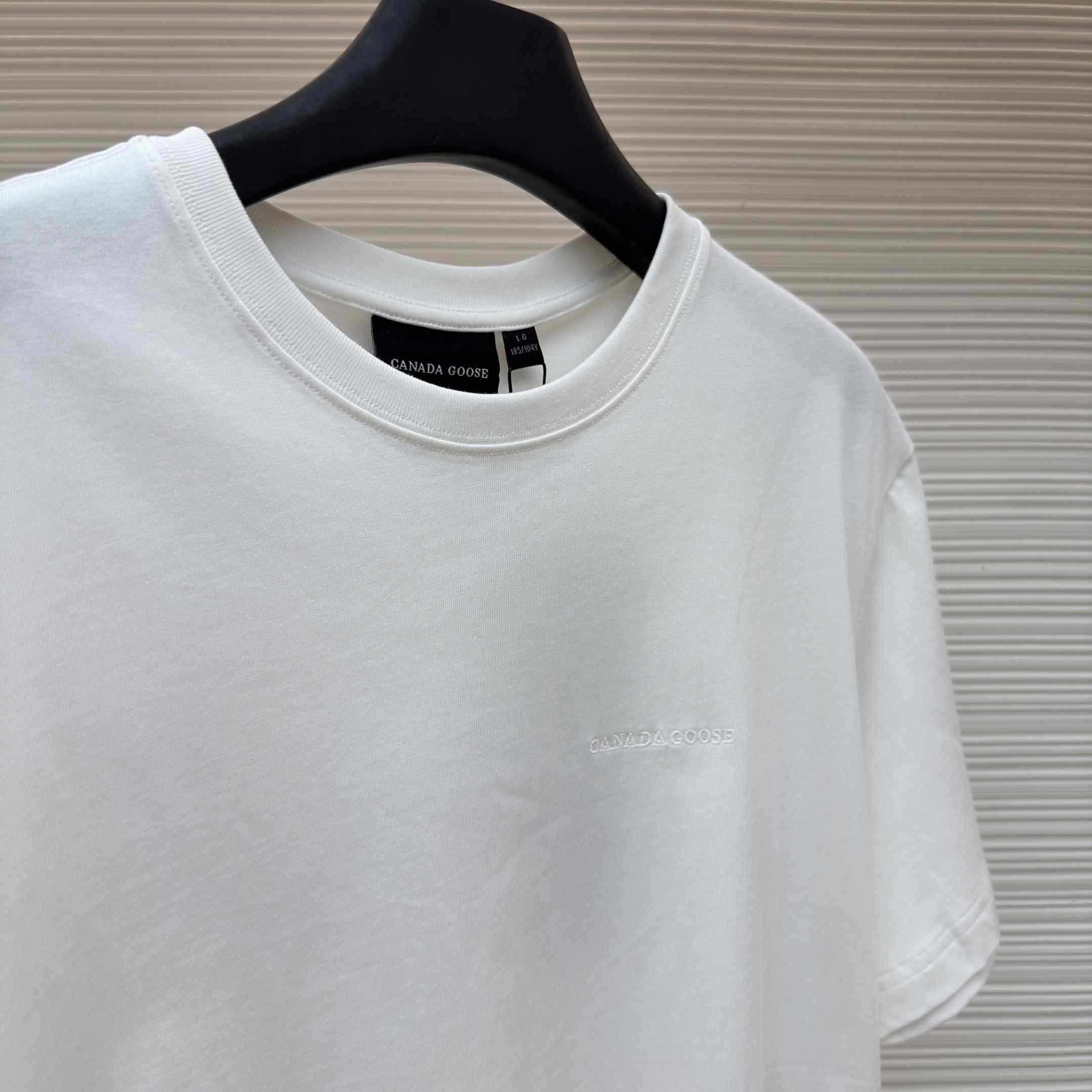 Canada Goose Logo-Embroidered T-shirt - DesignerGu