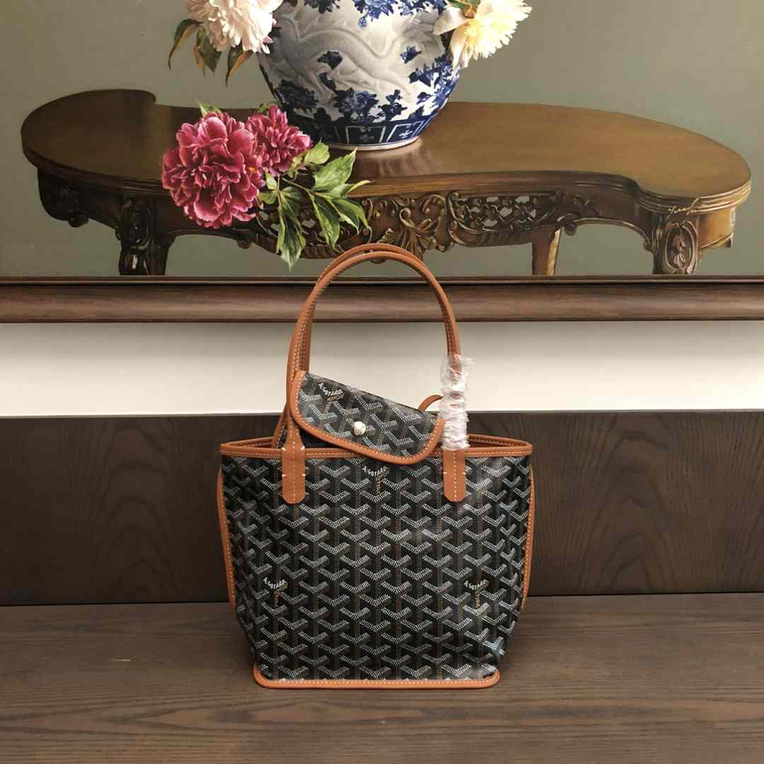 Goyard Anjou Mini Bag  - DesignerGu