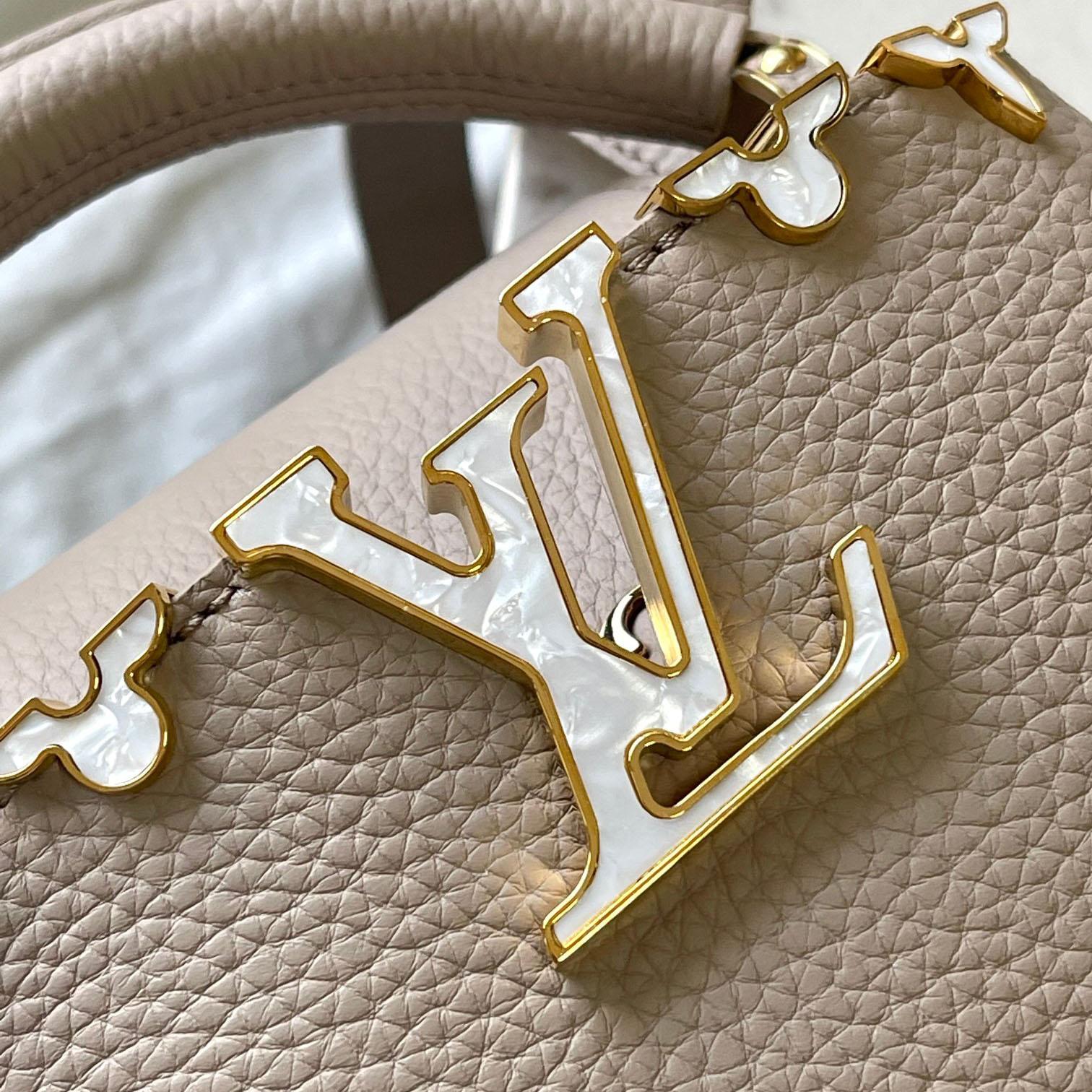 Louis Vuitton Capucines Mini M11341 - DesignerGu