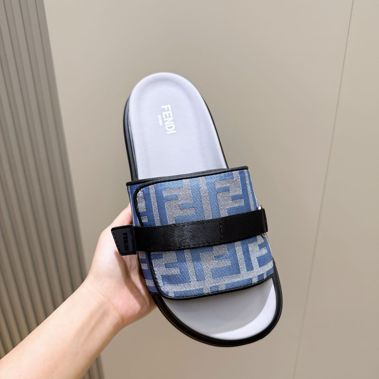Fendi Jacquard Strap Slides - DesignerGu