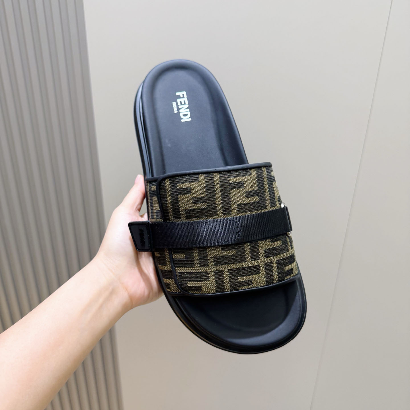 Fendi Jacquard Strap Slides - DesignerGu