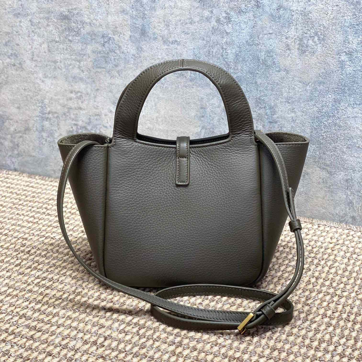 Saint Laurent LE 5 À 7 BABY BEA In Grained Leather - DesignerGu