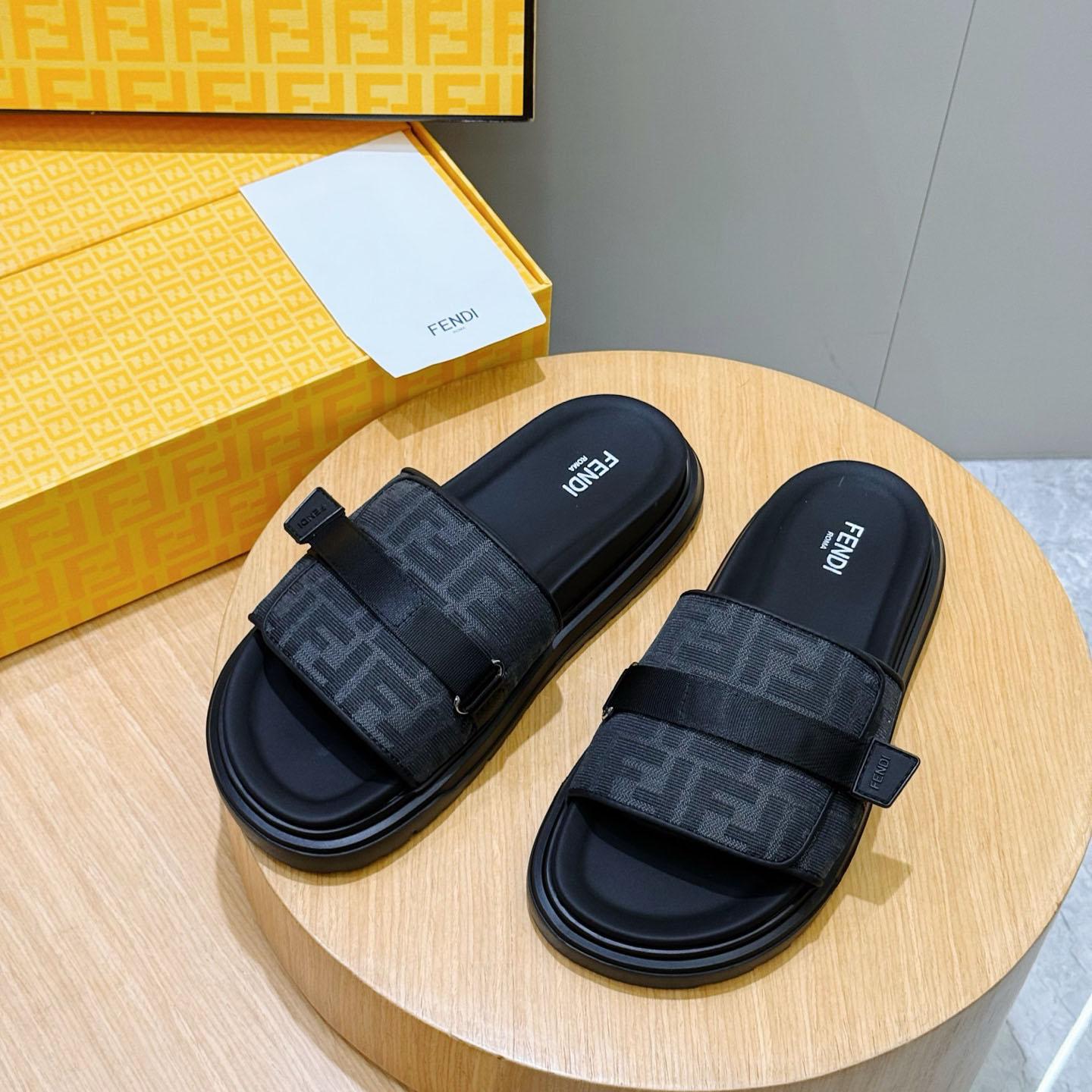 Fendi Jacquard Strap Slides - DesignerGu