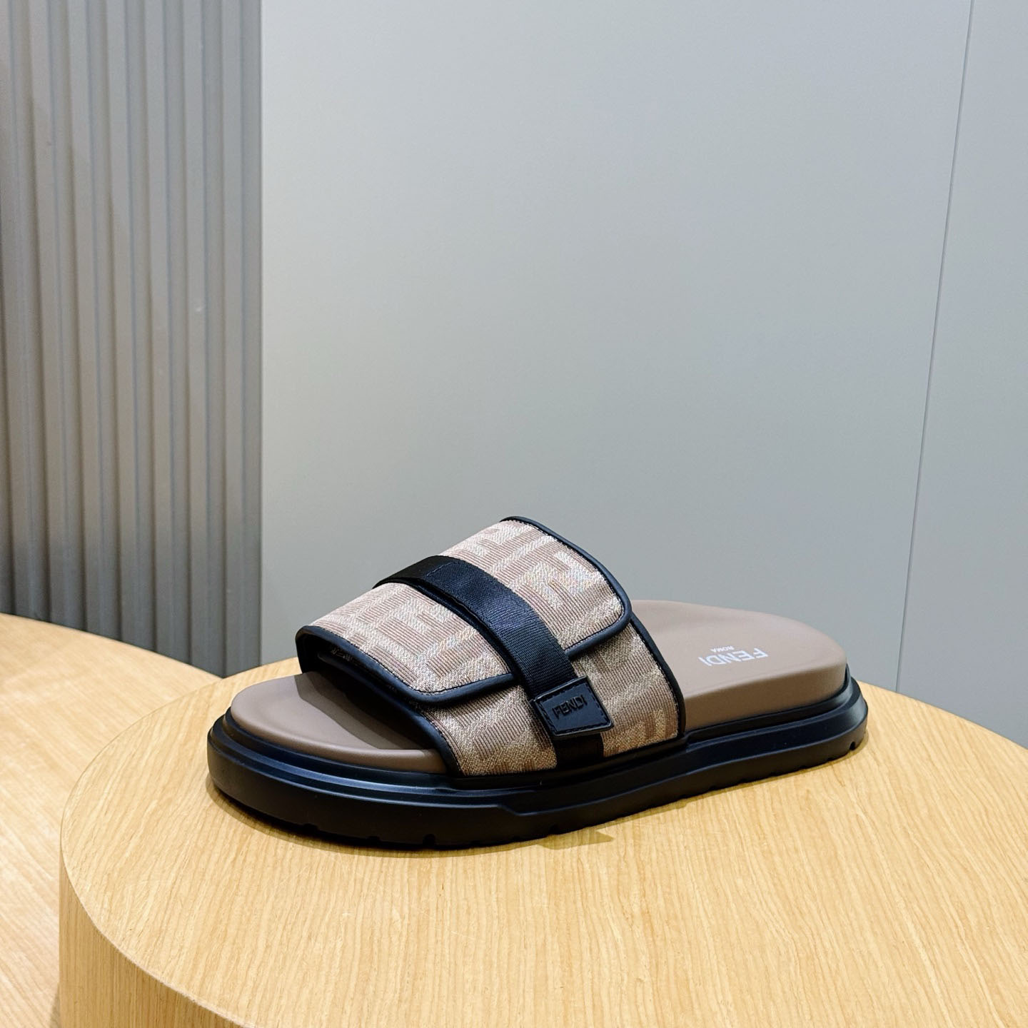 Fendi Jacquard Strap Slides - DesignerGu