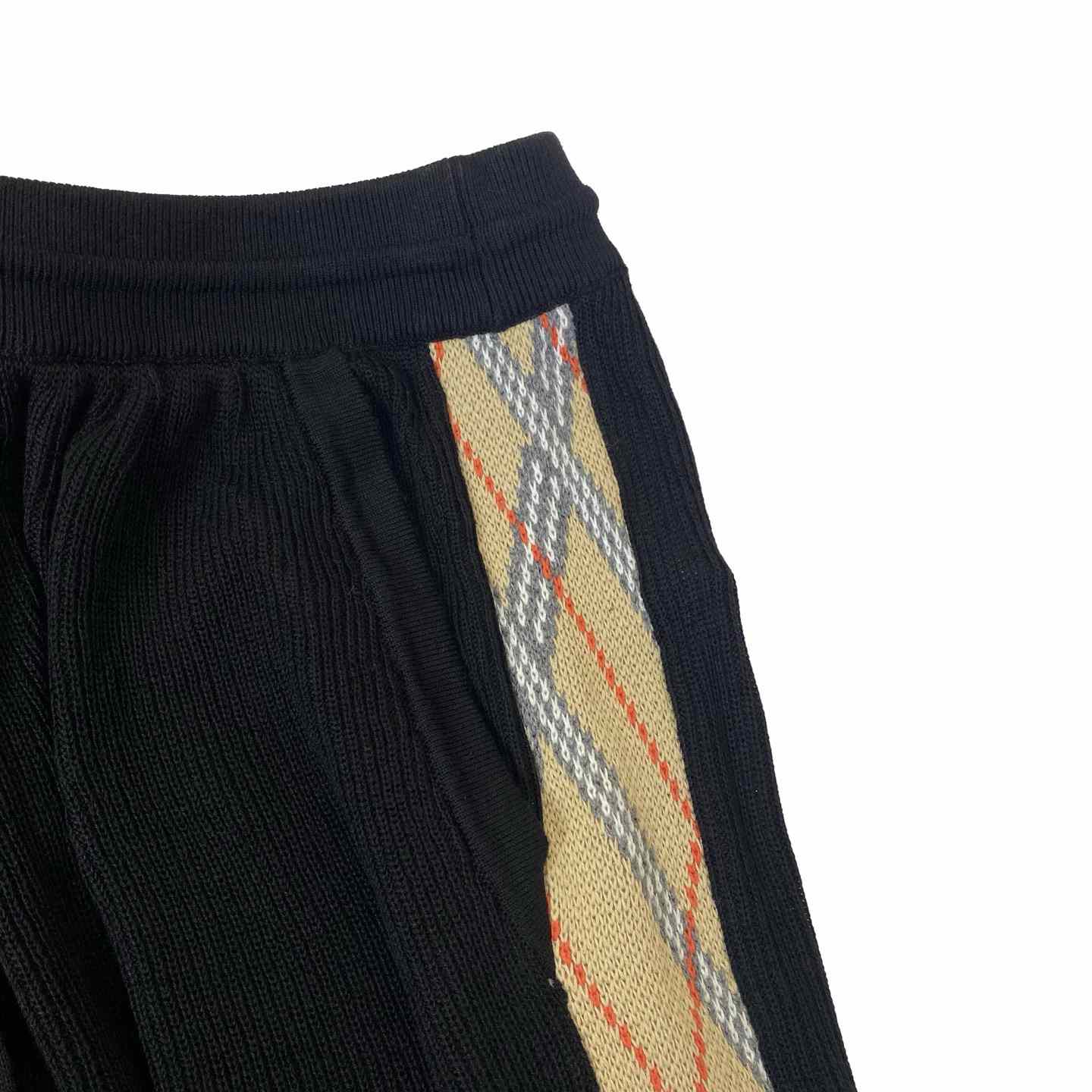 Burberry Check Trim Cotton Blend Shorts - DesignerGu