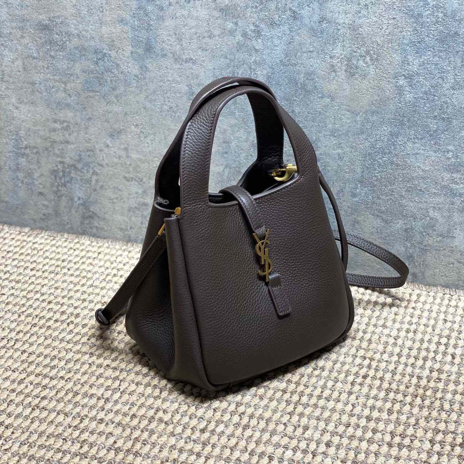 Saint Laurent LE 5 À 7 BABY BEA In Grained Leather - DesignerGu